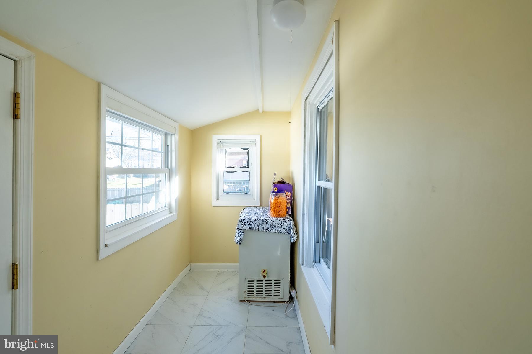 FAIROAKS - Residential