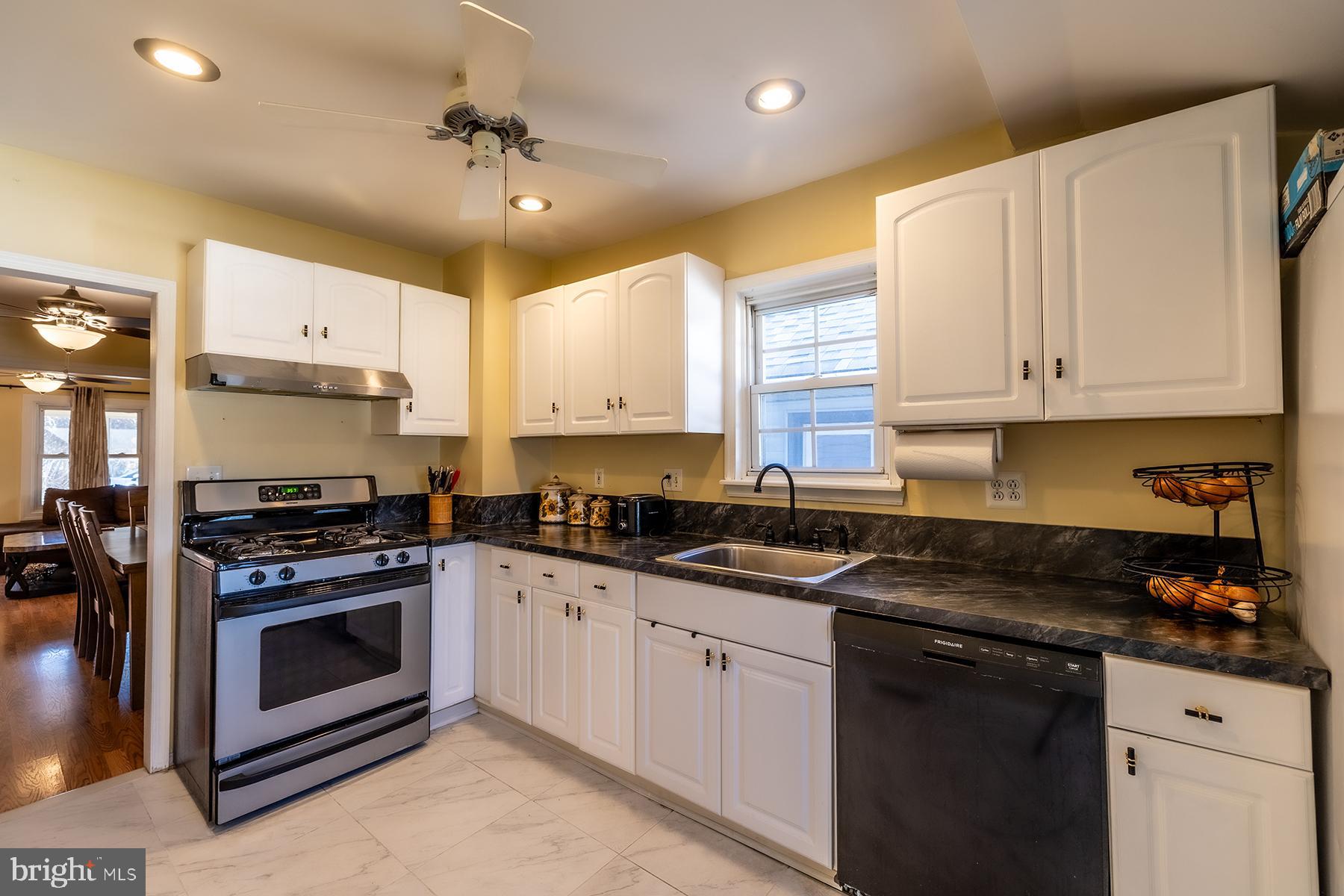 FAIROAKS - Residential