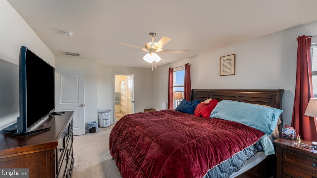 LEE'S PARKE - Residential