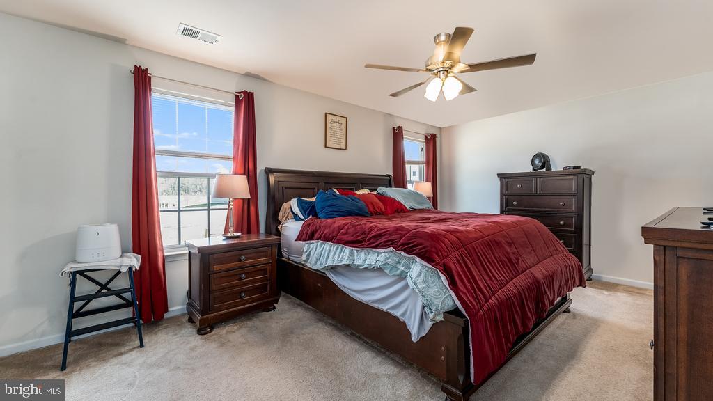 LEE'S PARKE - Residential