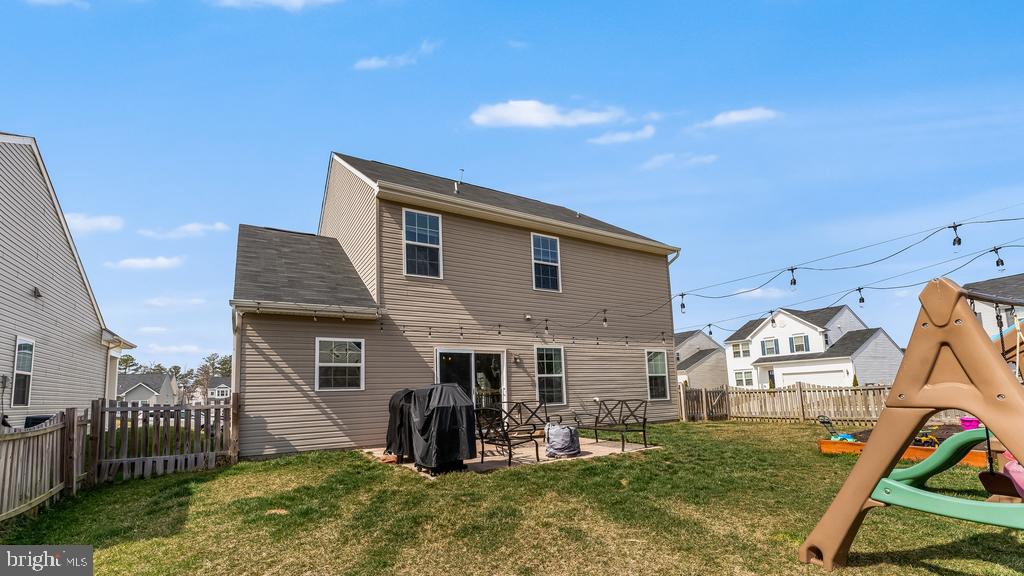 LEE'S PARKE - Residential