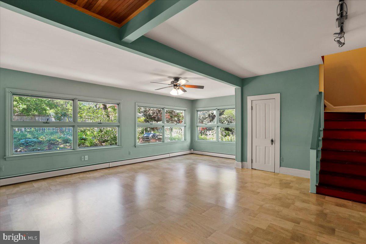 CITY OF CHARLES TOWN - Residential