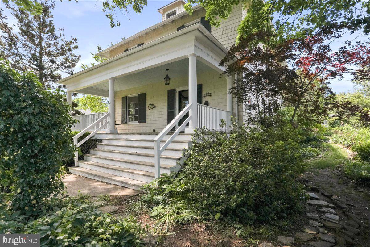 CITY OF CHARLES TOWN - Residential