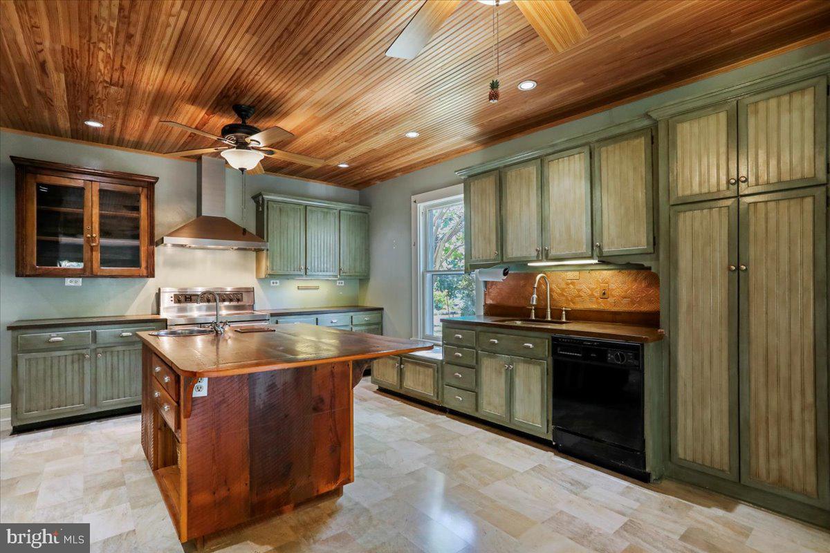 CITY OF CHARLES TOWN - Residential