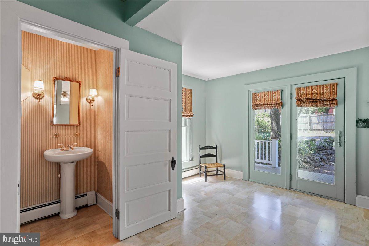 CITY OF CHARLES TOWN - Residential