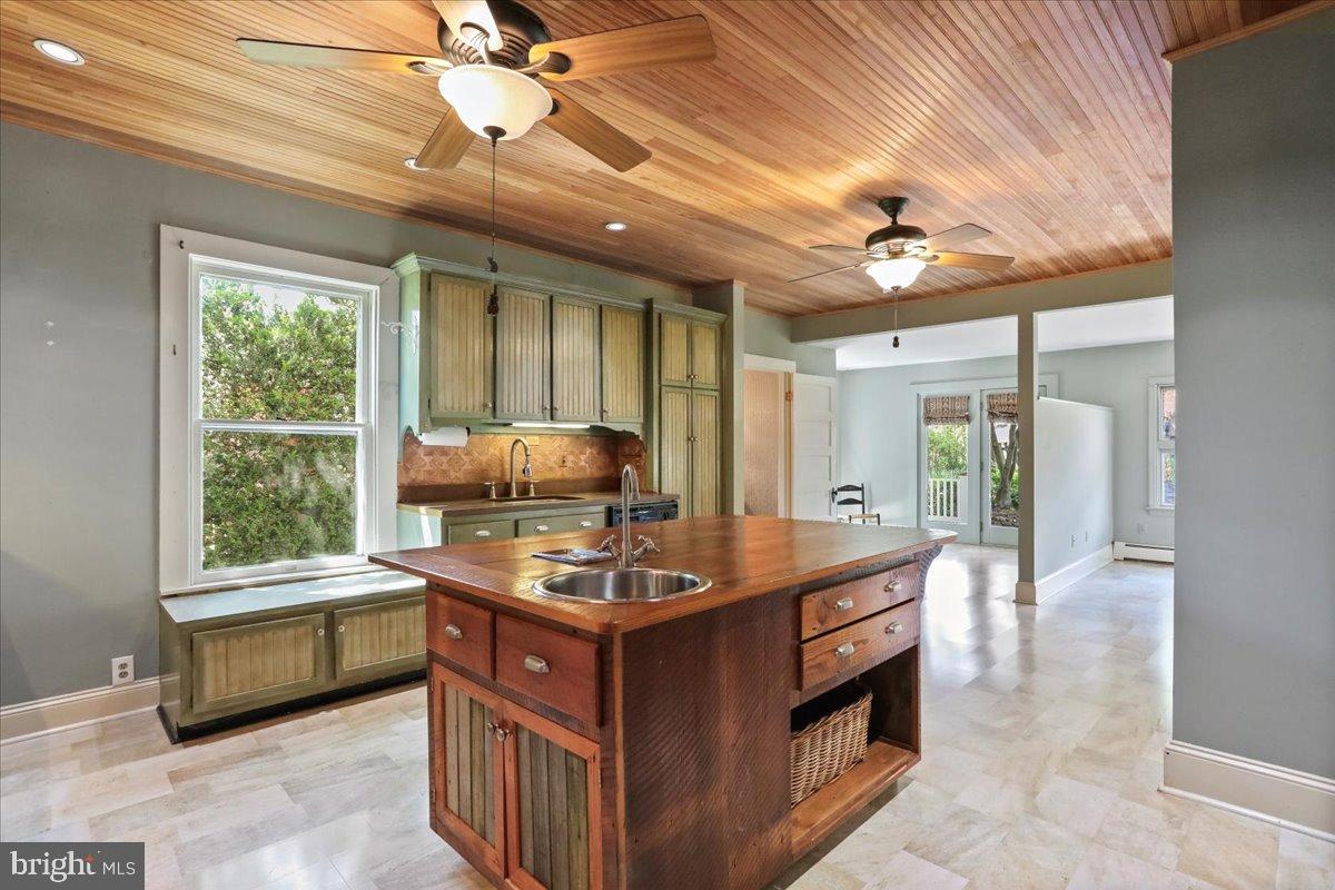 CITY OF CHARLES TOWN - Residential