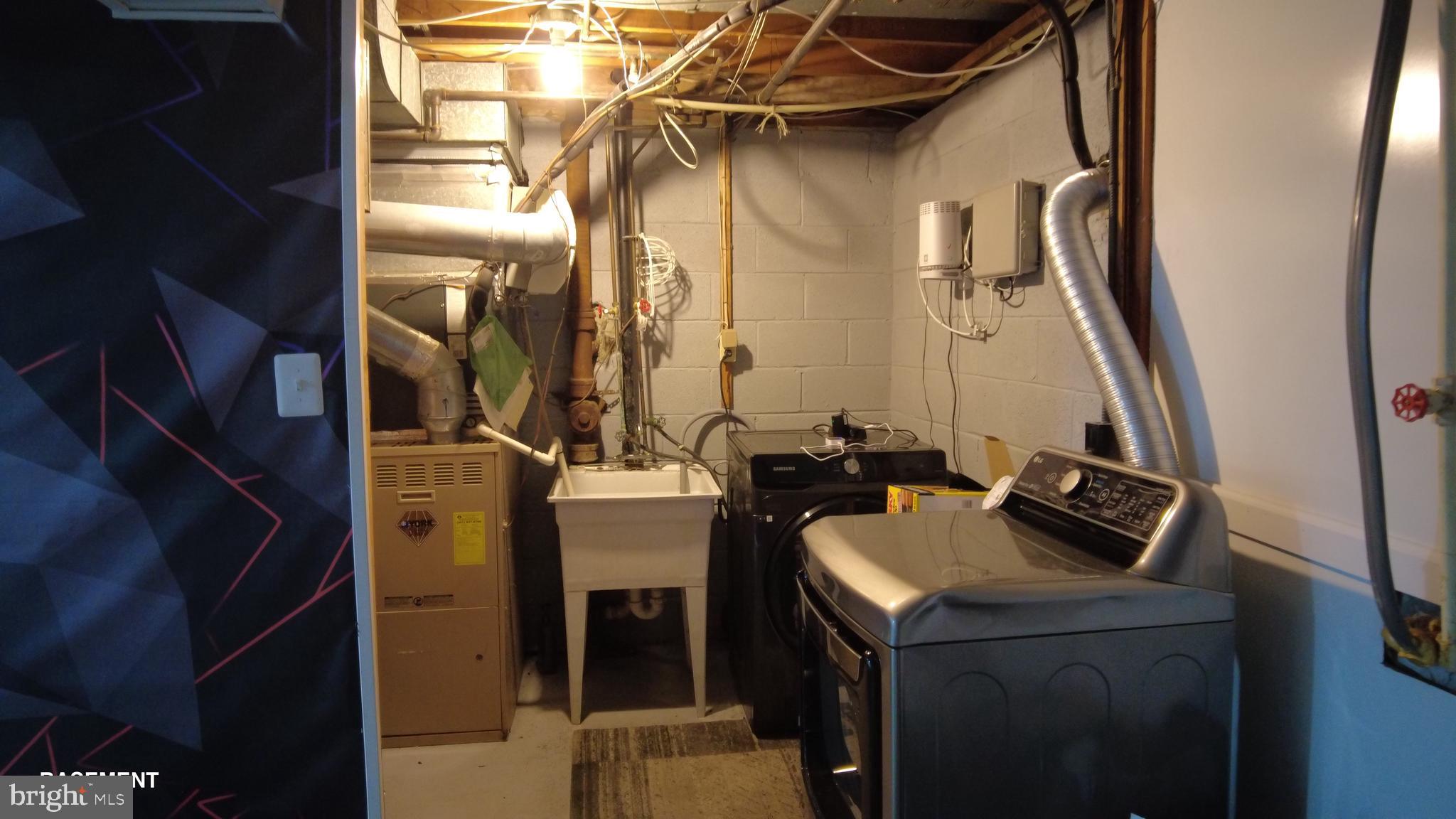 ARDMORE - Residential