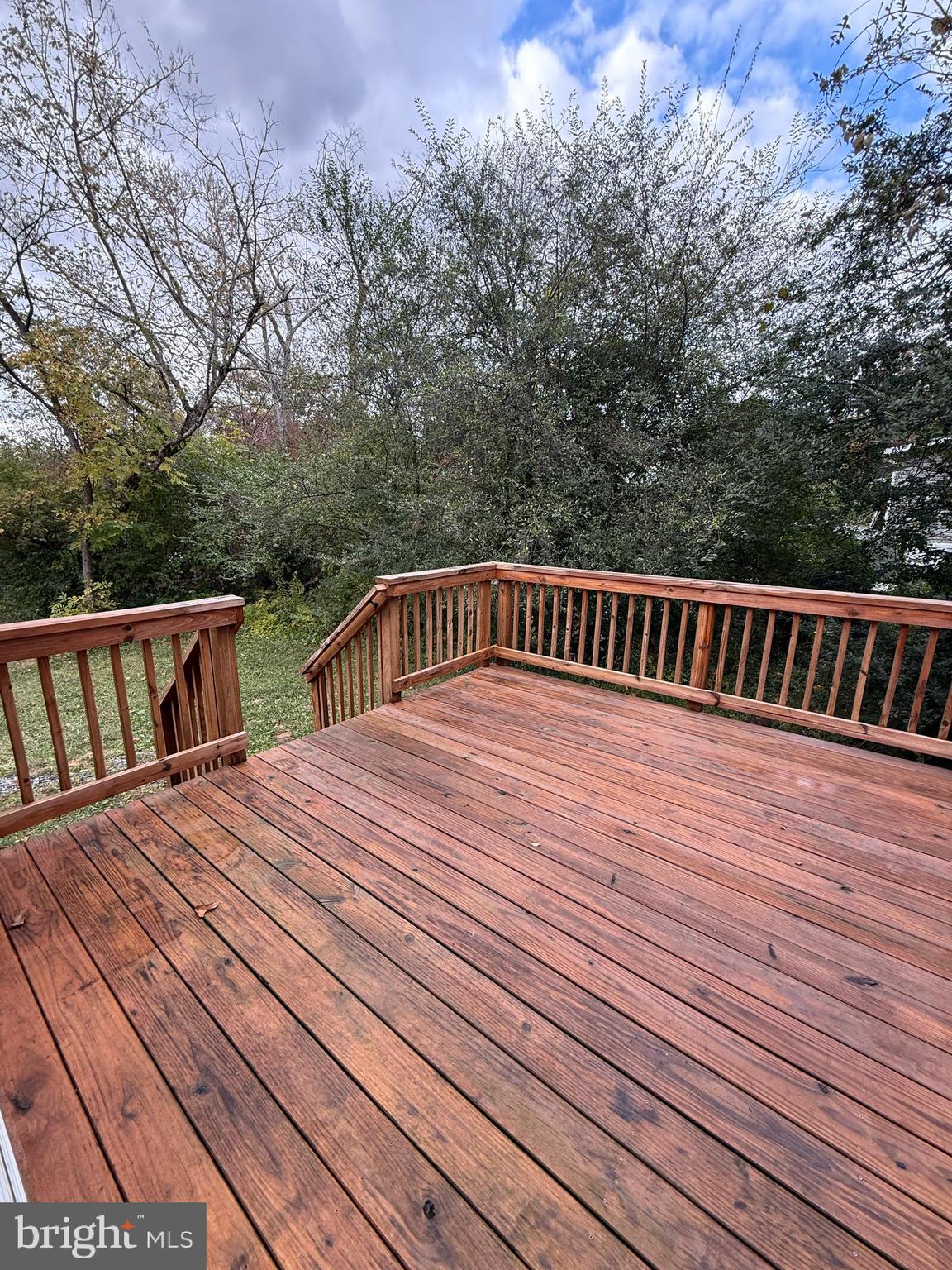 SHEN FARMS RIVERVIEW - Residential Lease