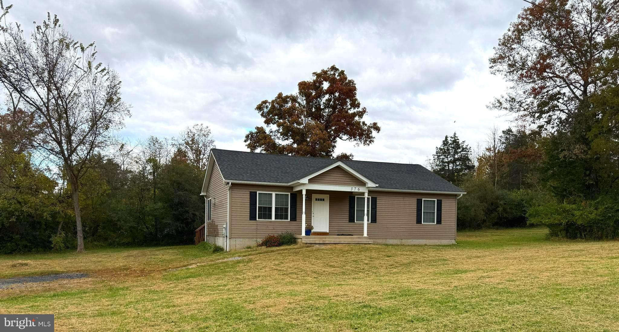 SHEN FARMS RIVERVIEW - Residential Lease