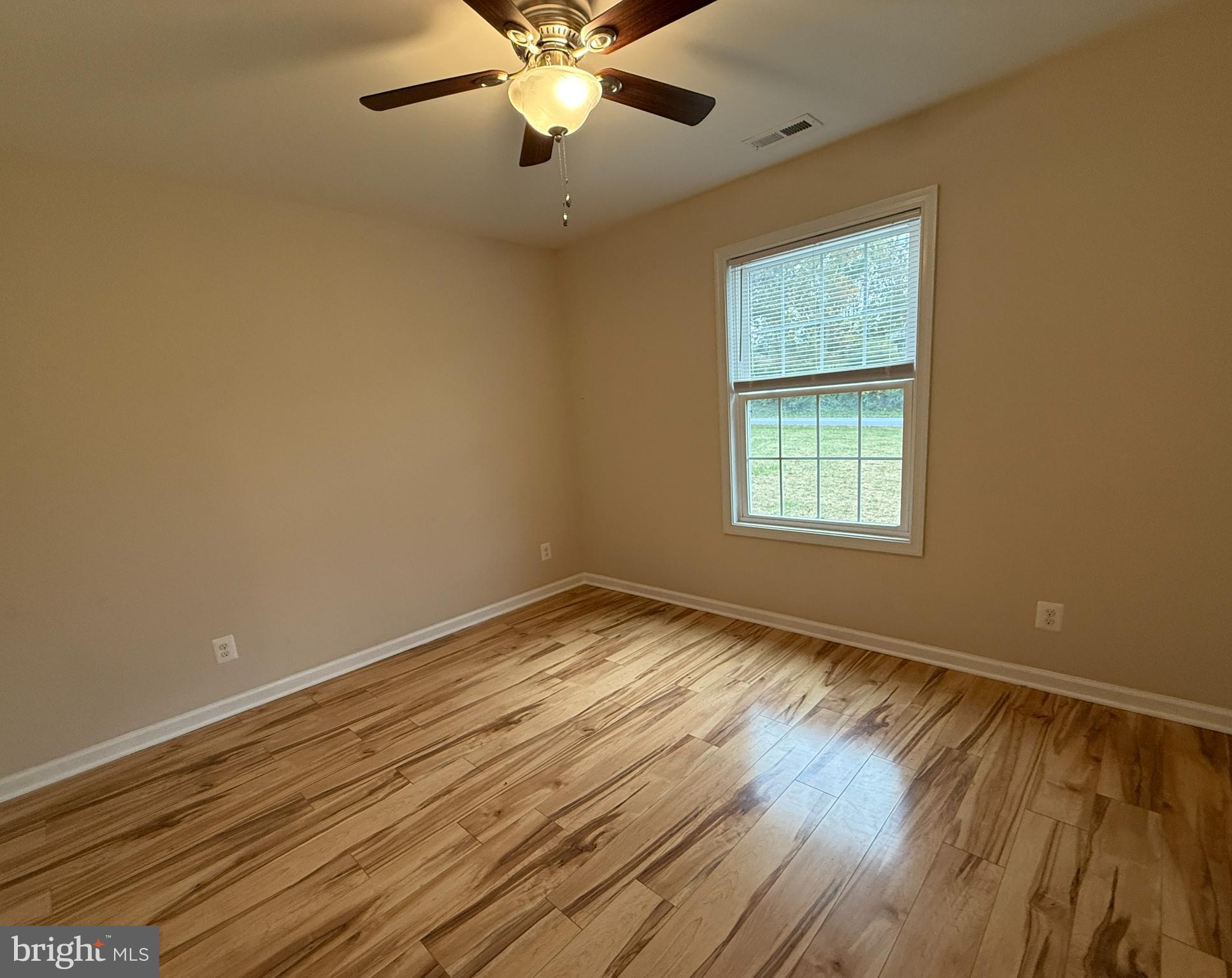 SHEN FARMS RIVERVIEW - Residential Lease