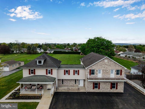 Homes For Sale - 924 W Trindle Road Rd<br/> Cumberland County, MECHANICSBURG, PA 17055