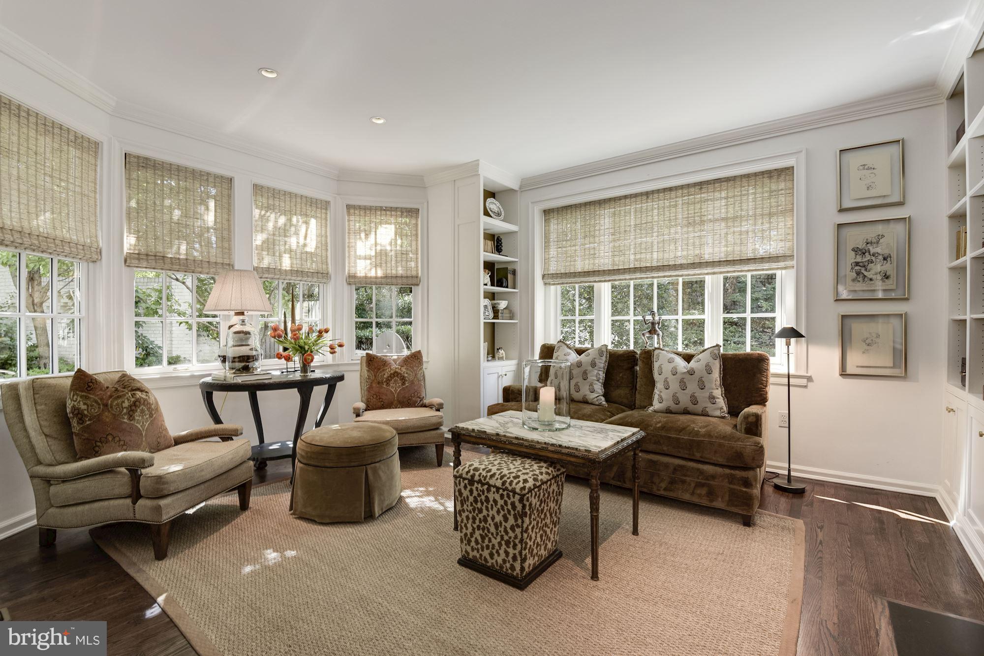 WESLEY HEIGHTS - Residential