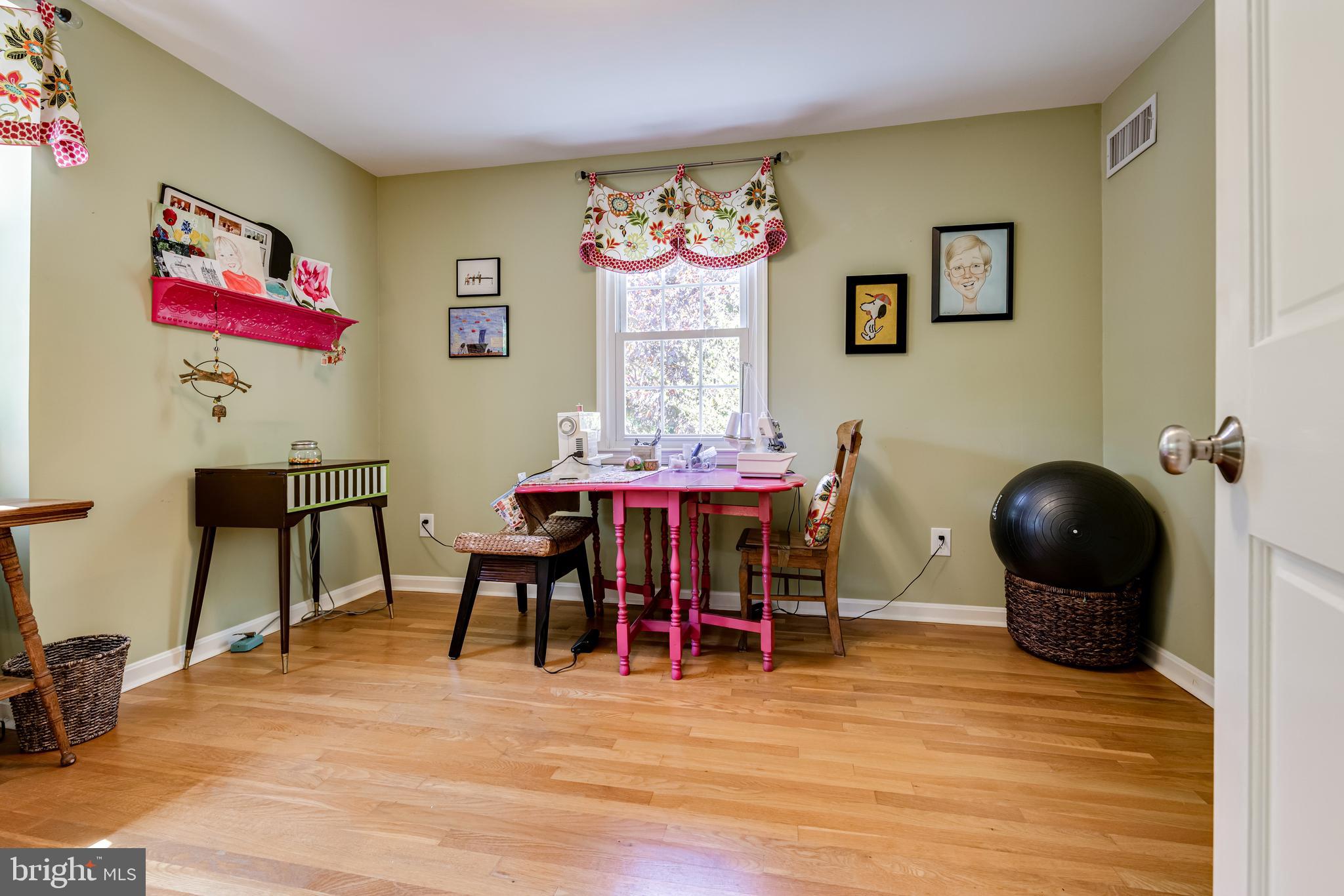 FERRY POINT ESTATES - Residential