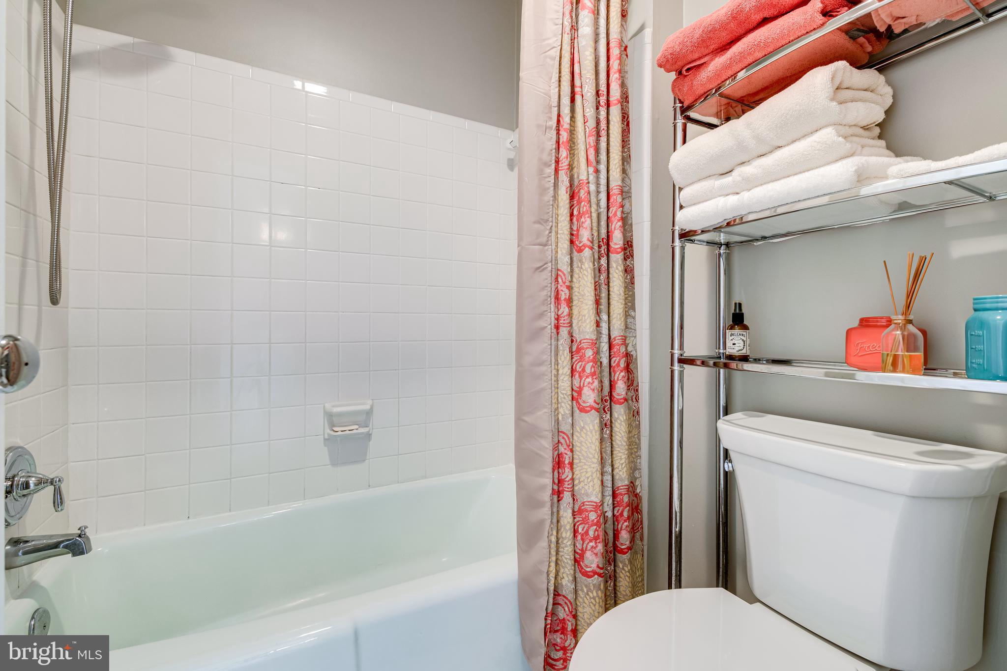 FERRY POINT ESTATES - Residential