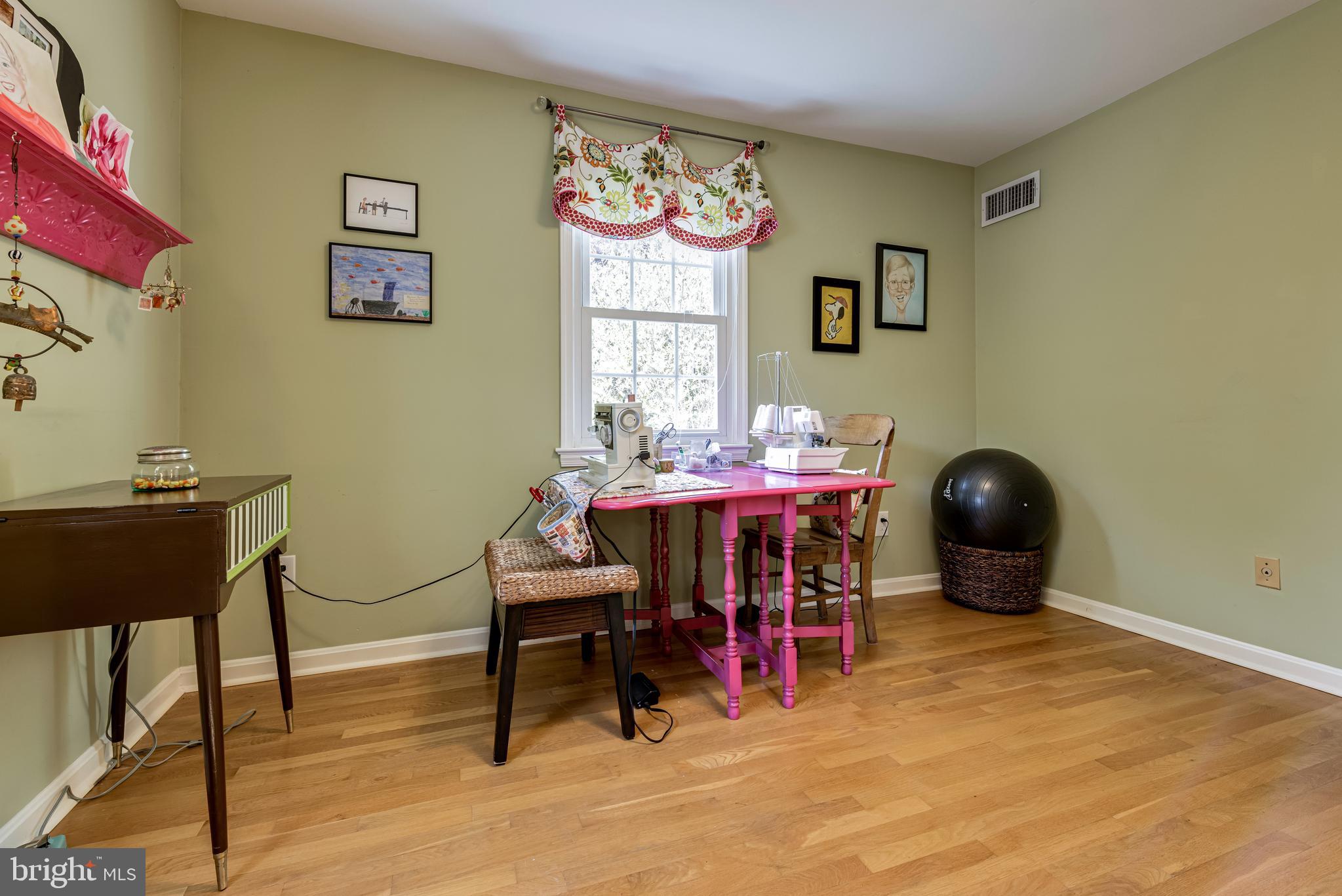 FERRY POINT ESTATES - Residential