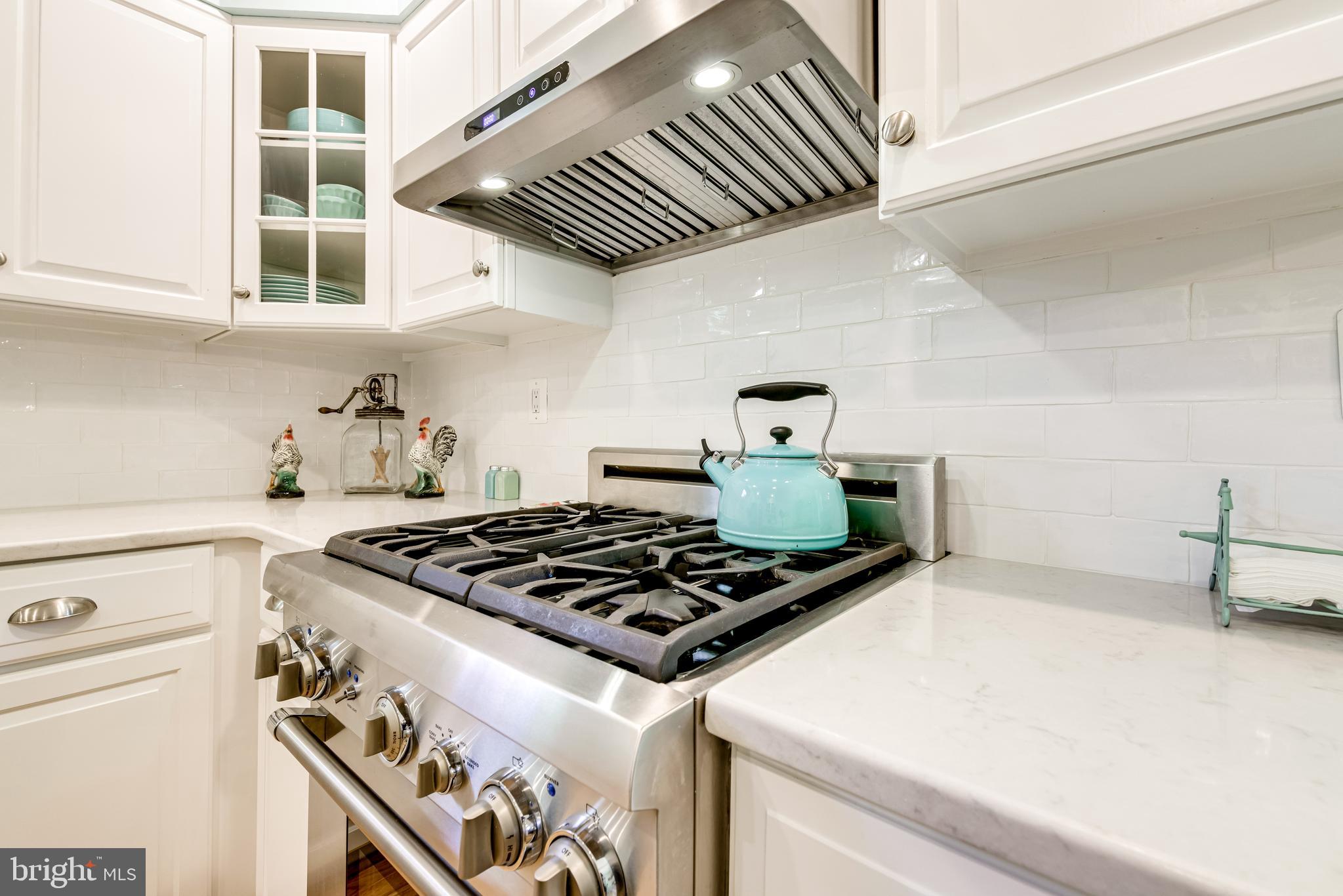 FERRY POINT ESTATES - Residential