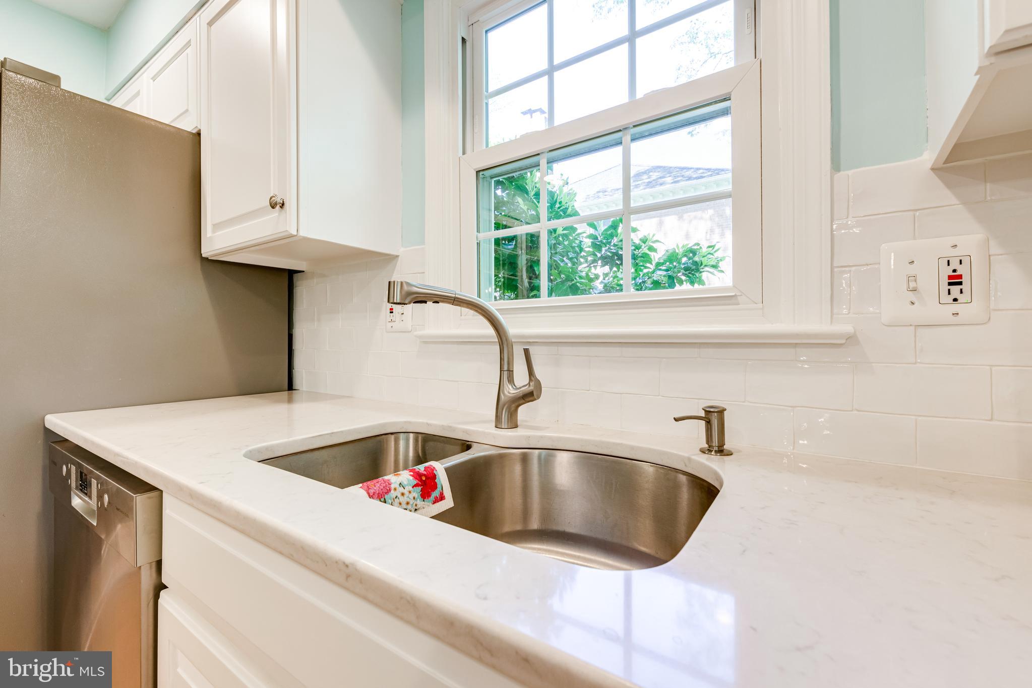 FERRY POINT ESTATES - Residential