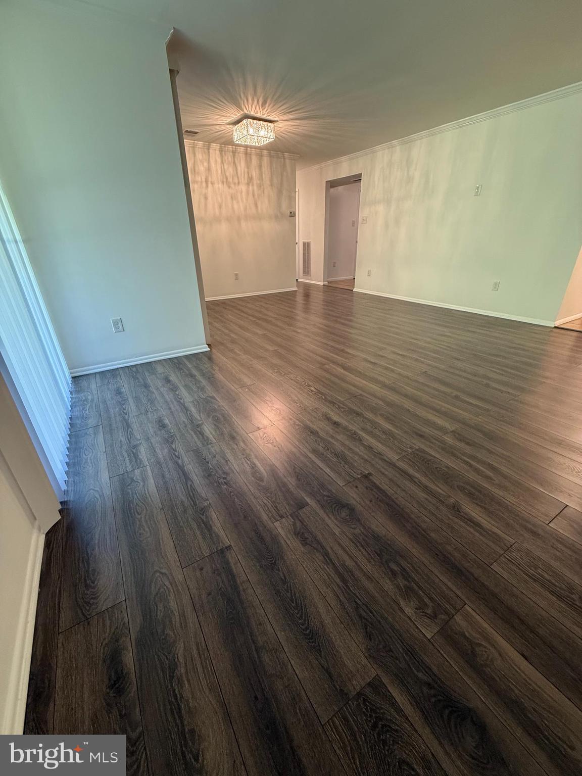 PINES CONDO 01 - Residential