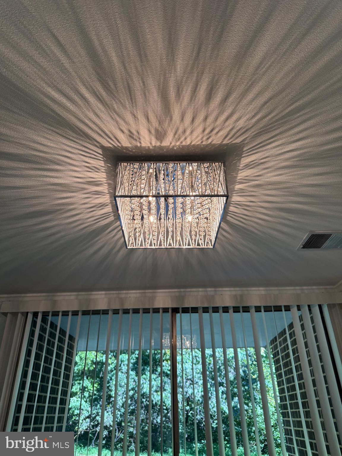 PINES CONDO 01 - Residential