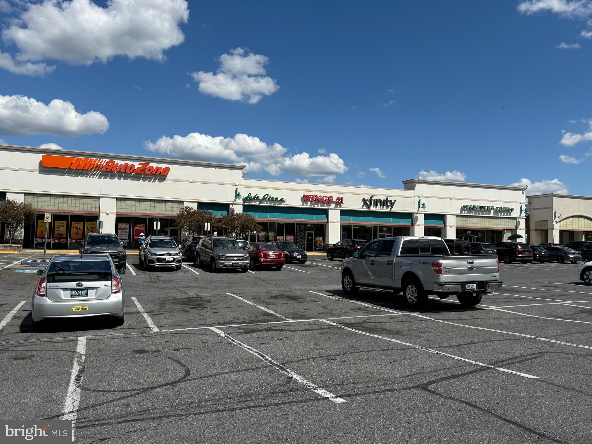 PINES CONDO 01 - Residential