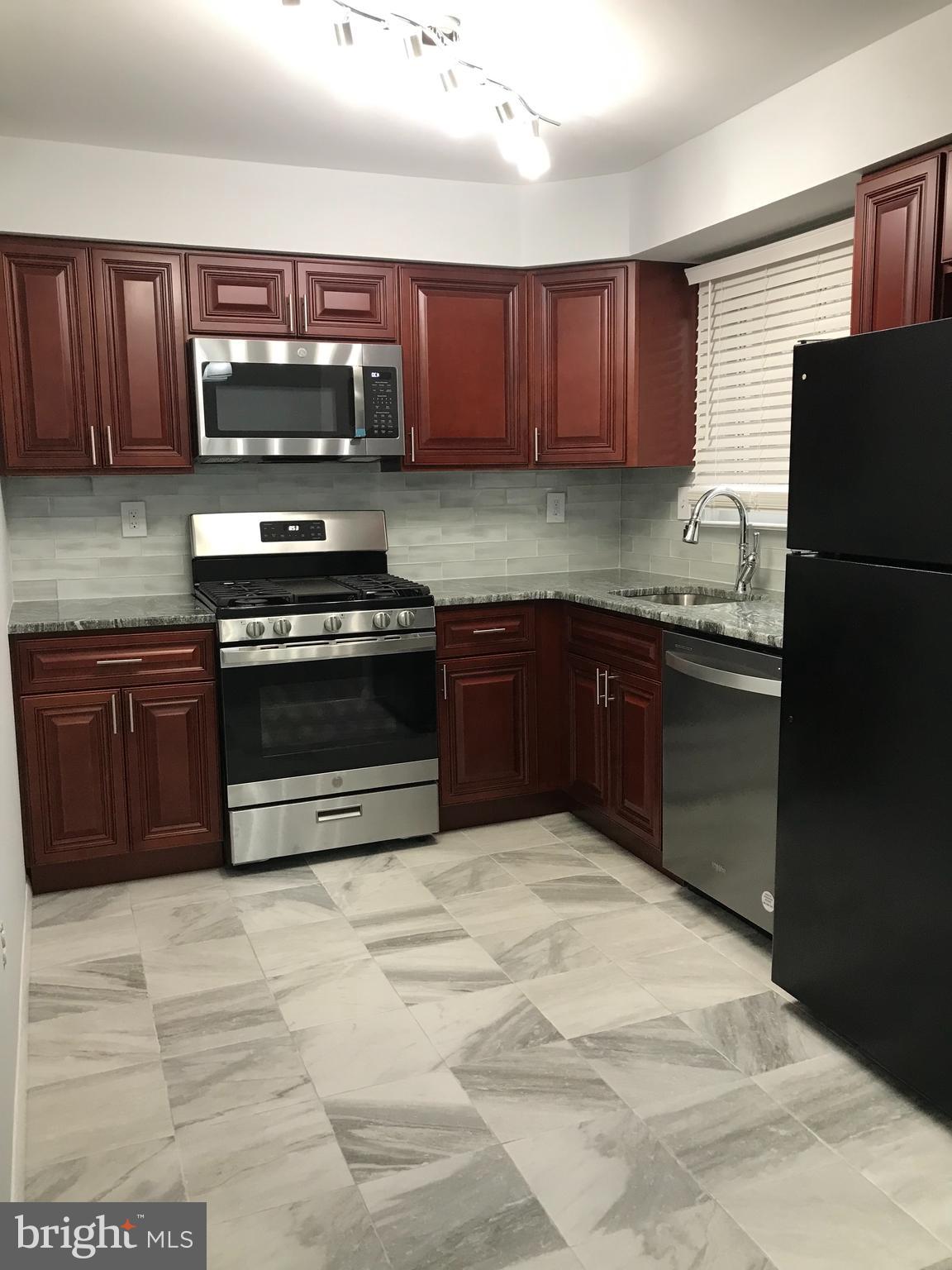 SOMERTON - Residential Lease