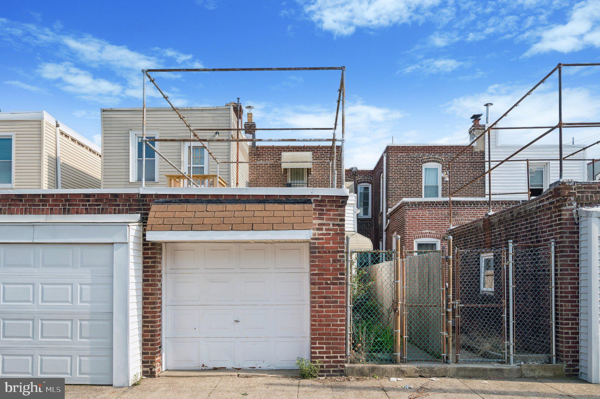 PORT RICHMOND - Residential