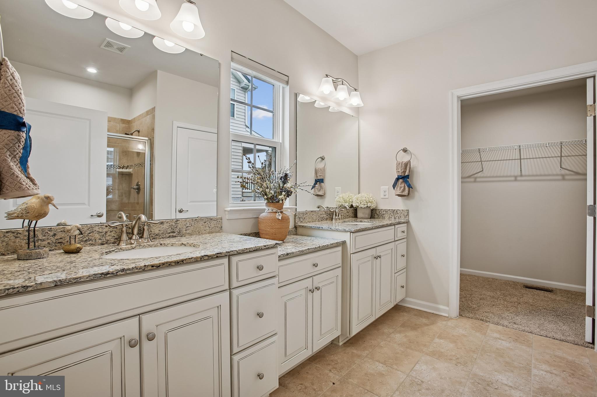 HOADLY MANOR ESTATES - Residential