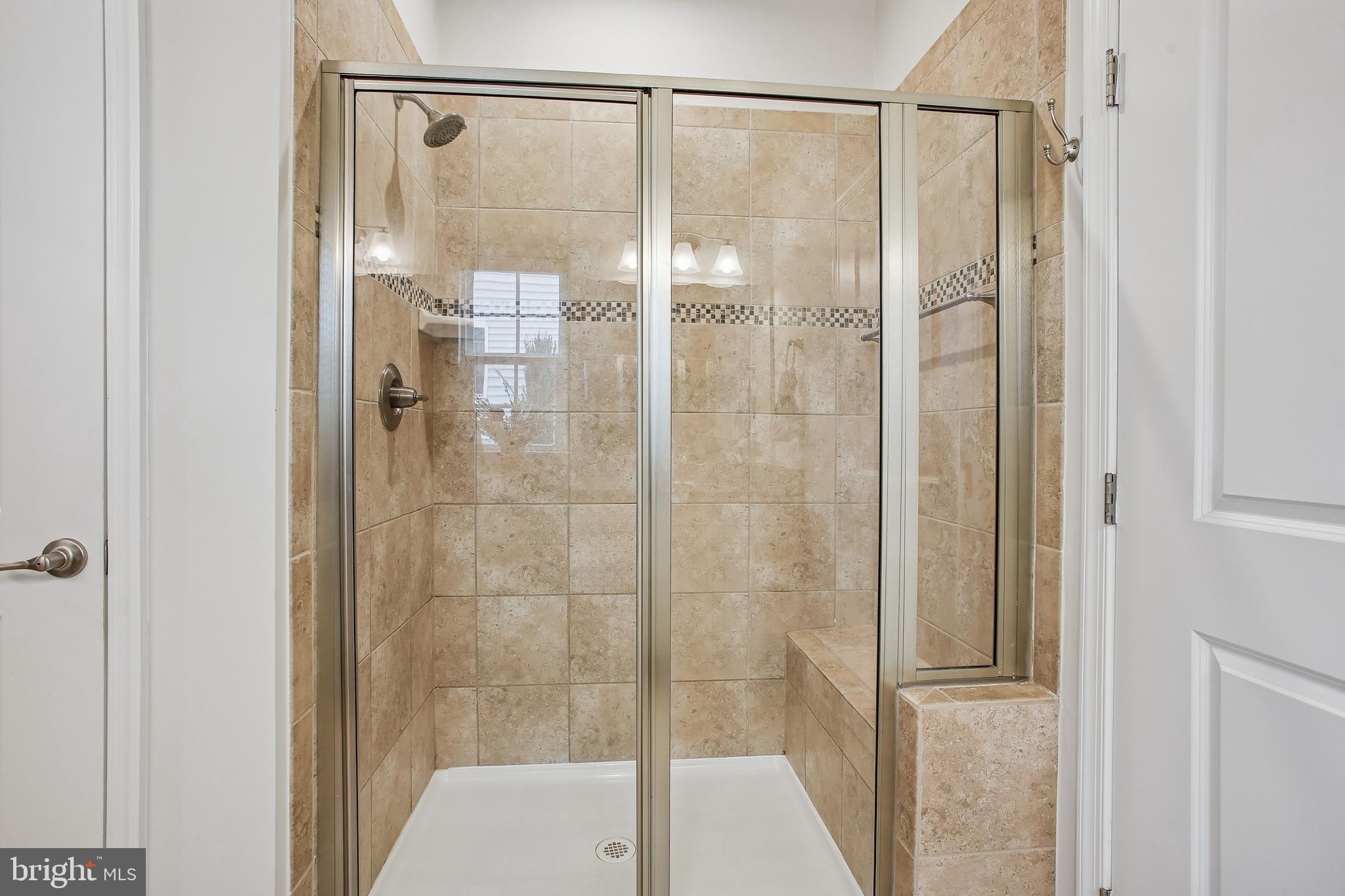 HOADLY MANOR ESTATES - Residential