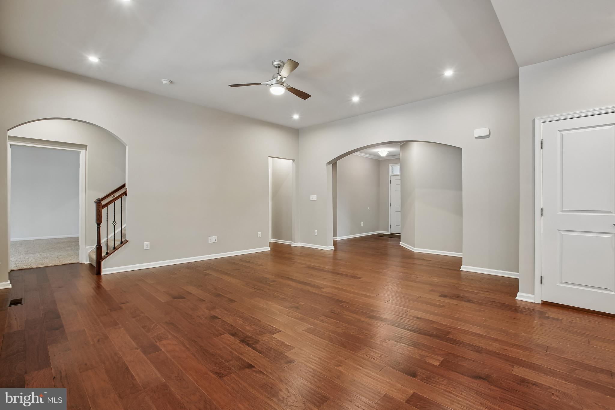 HOADLY MANOR ESTATES - Residential