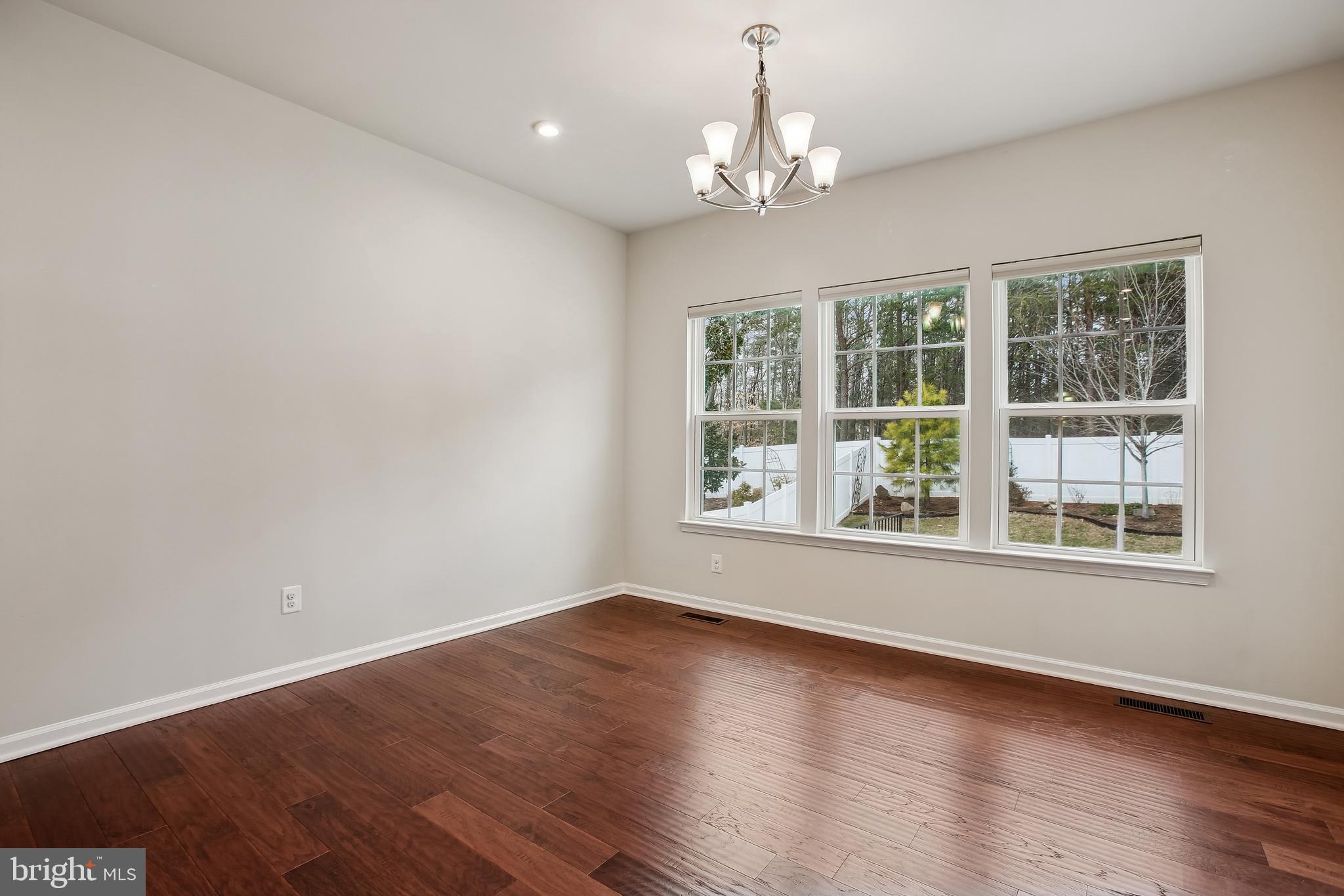 HOADLY MANOR ESTATES - Residential