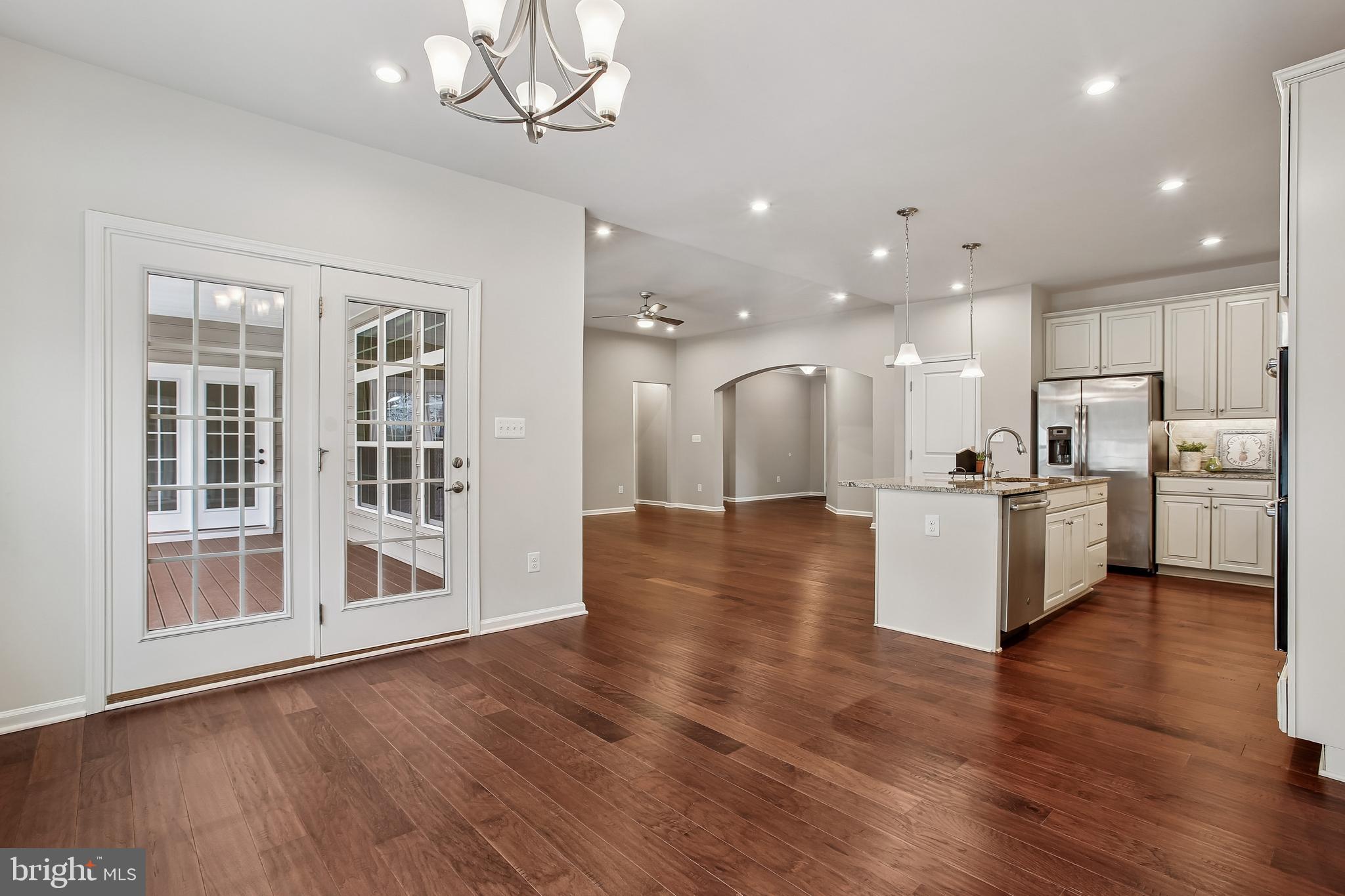 HOADLY MANOR ESTATES - Residential