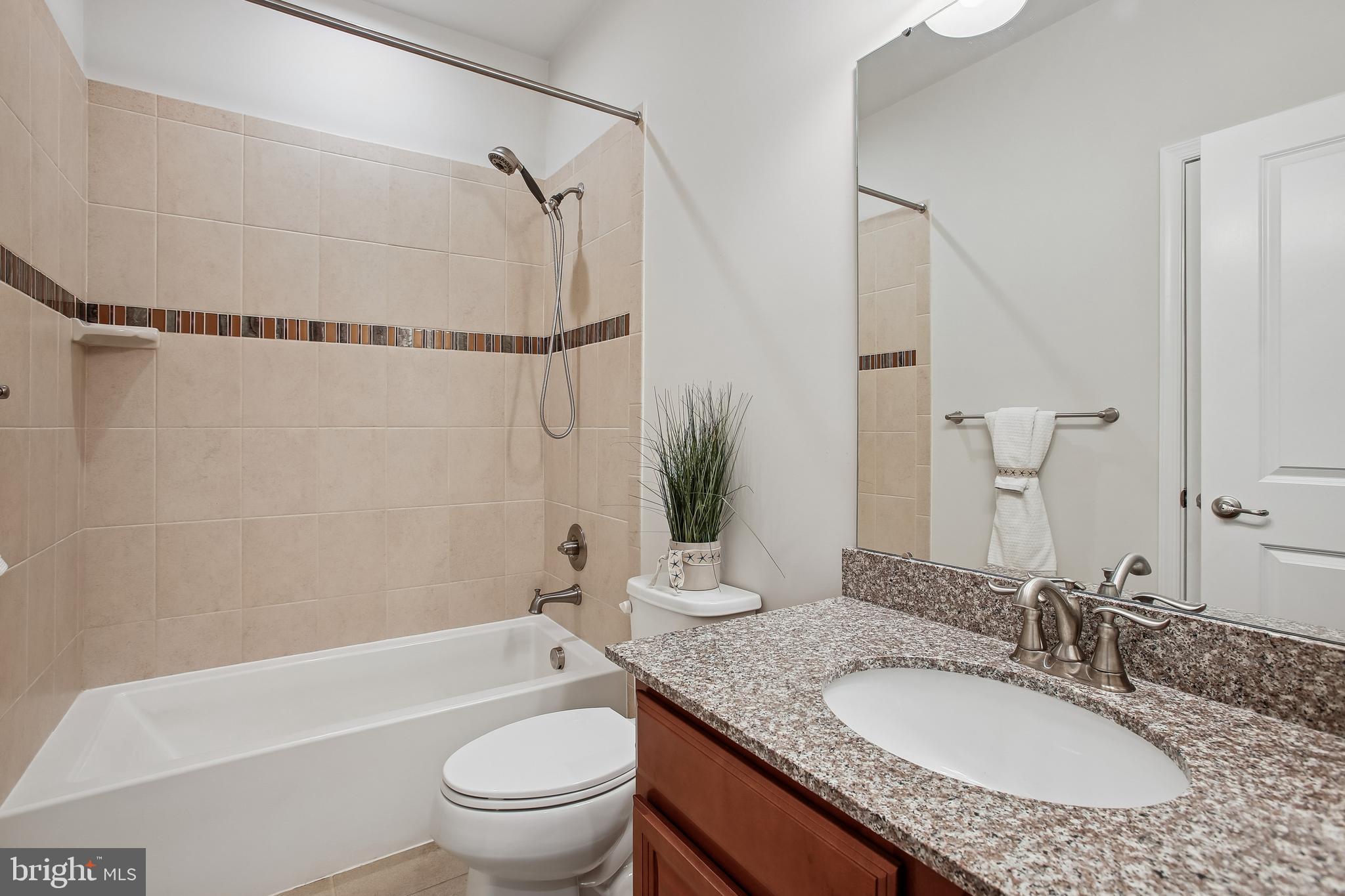 HOADLY MANOR ESTATES - Residential