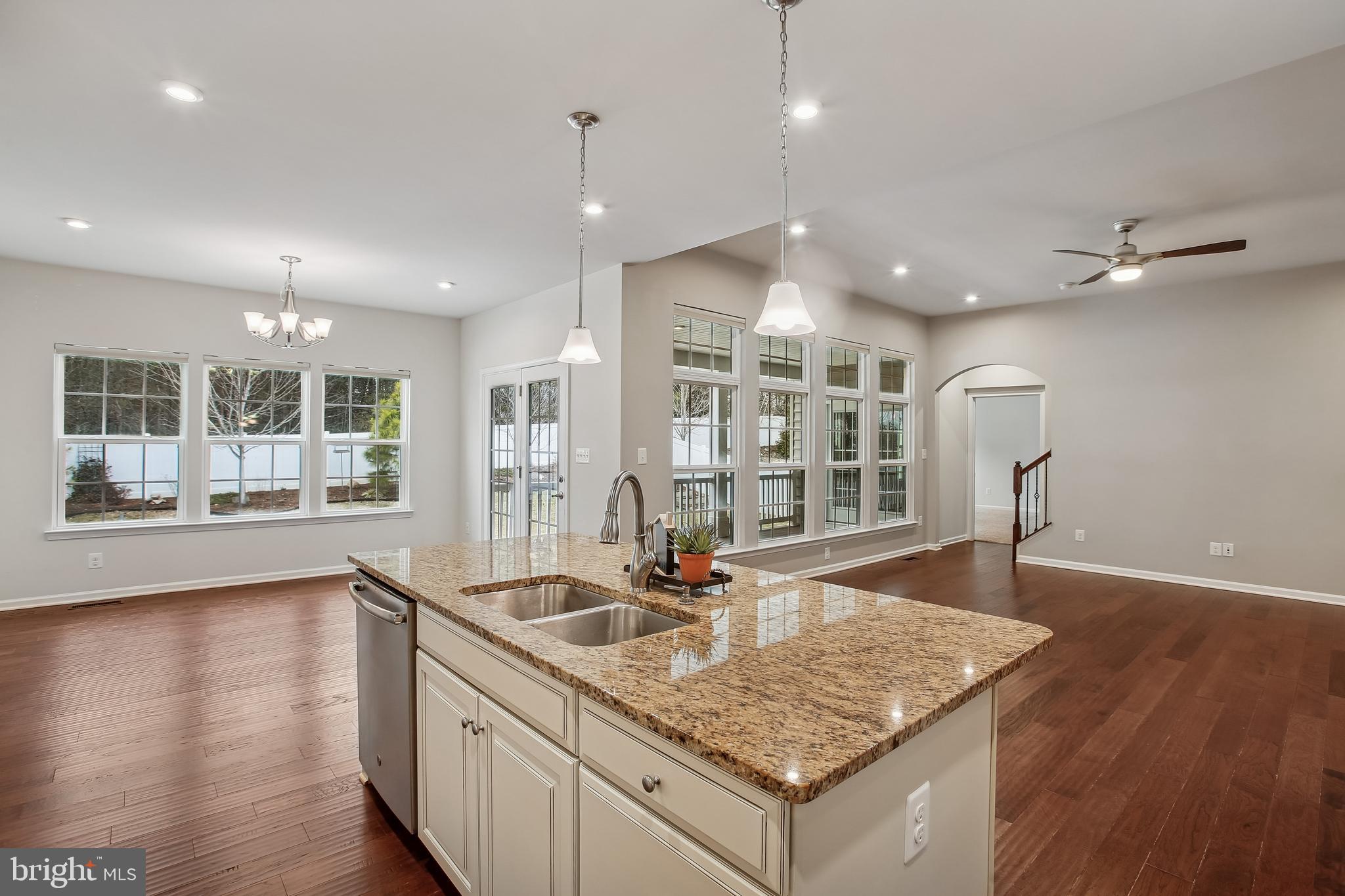 HOADLY MANOR ESTATES - Residential