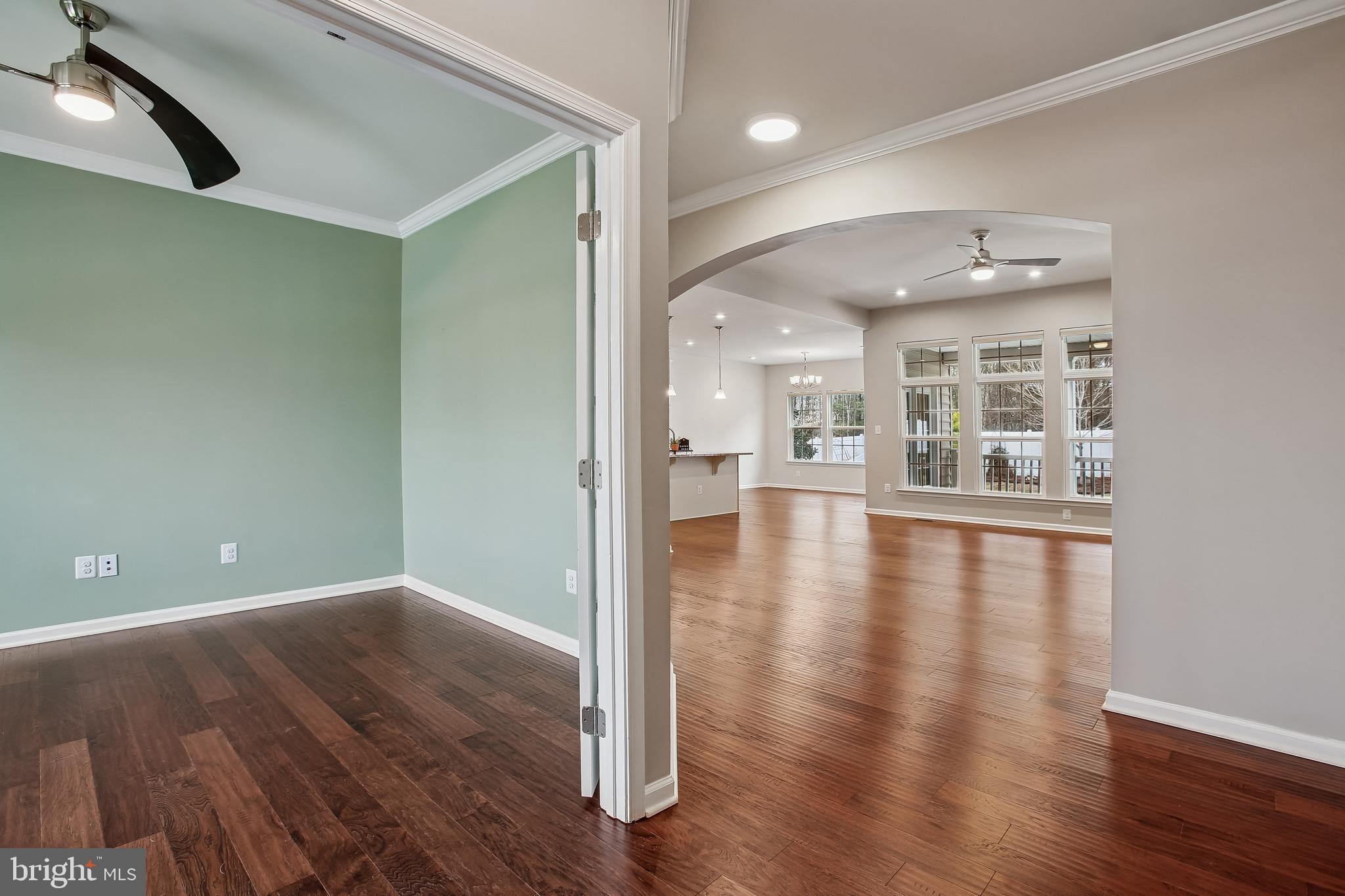 HOADLY MANOR ESTATES - Residential