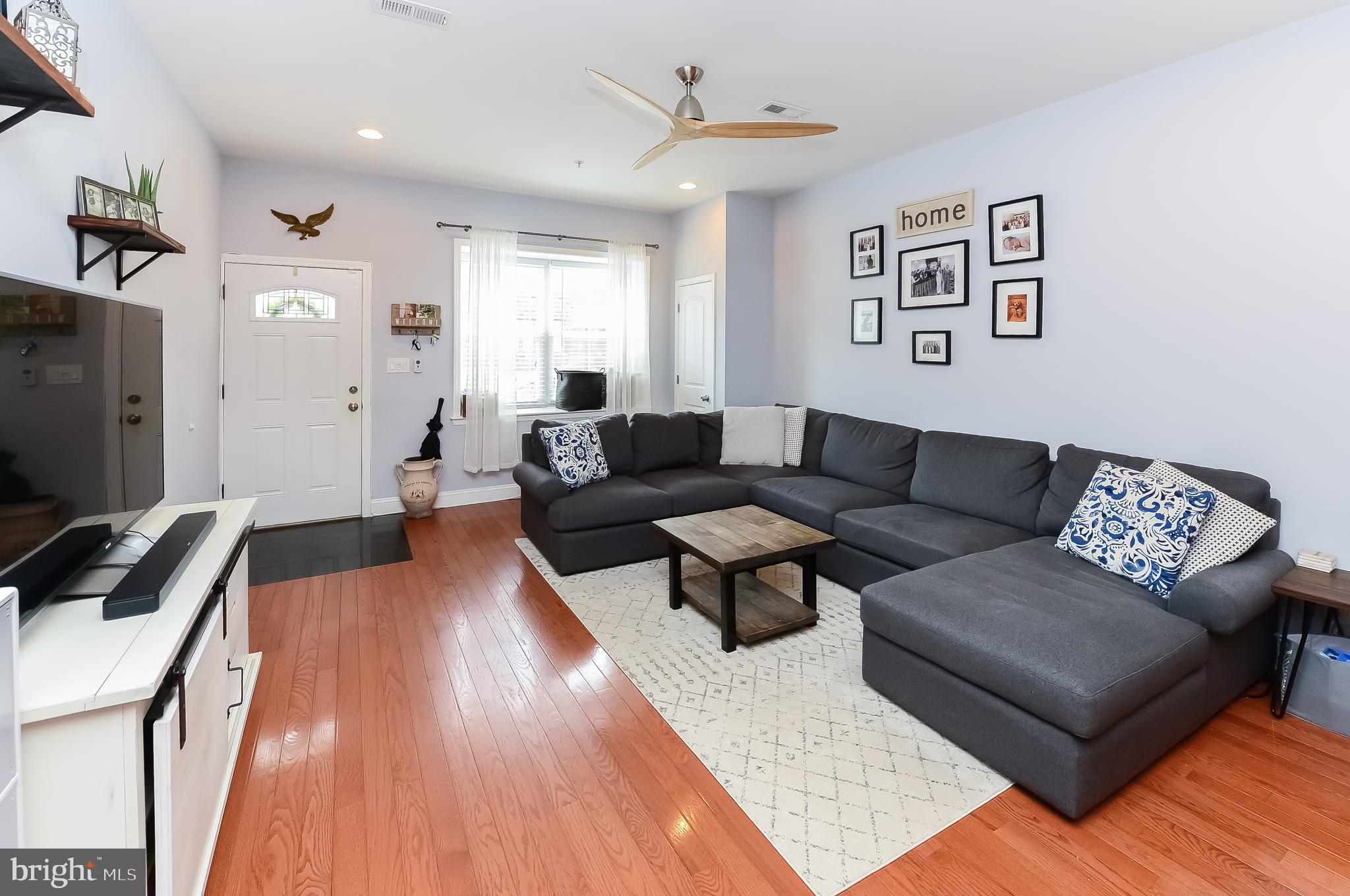 PASSYUNK SQUARE - Residential