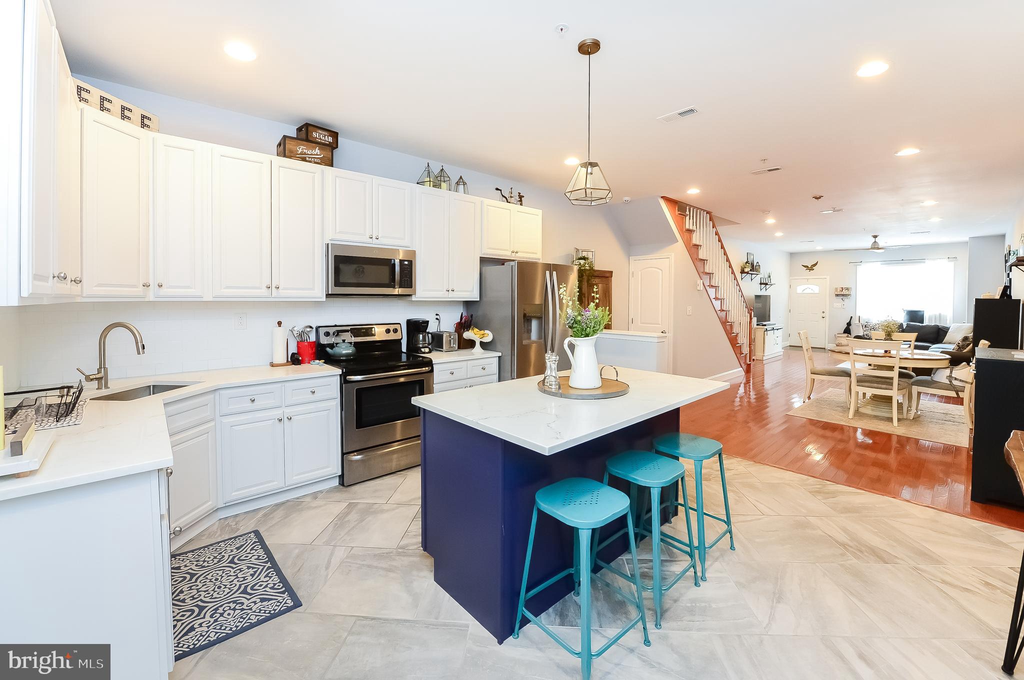 PASSYUNK SQUARE - Residential