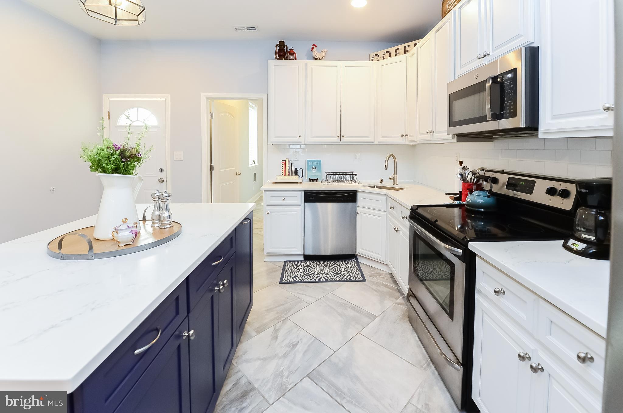 PASSYUNK SQUARE - Residential