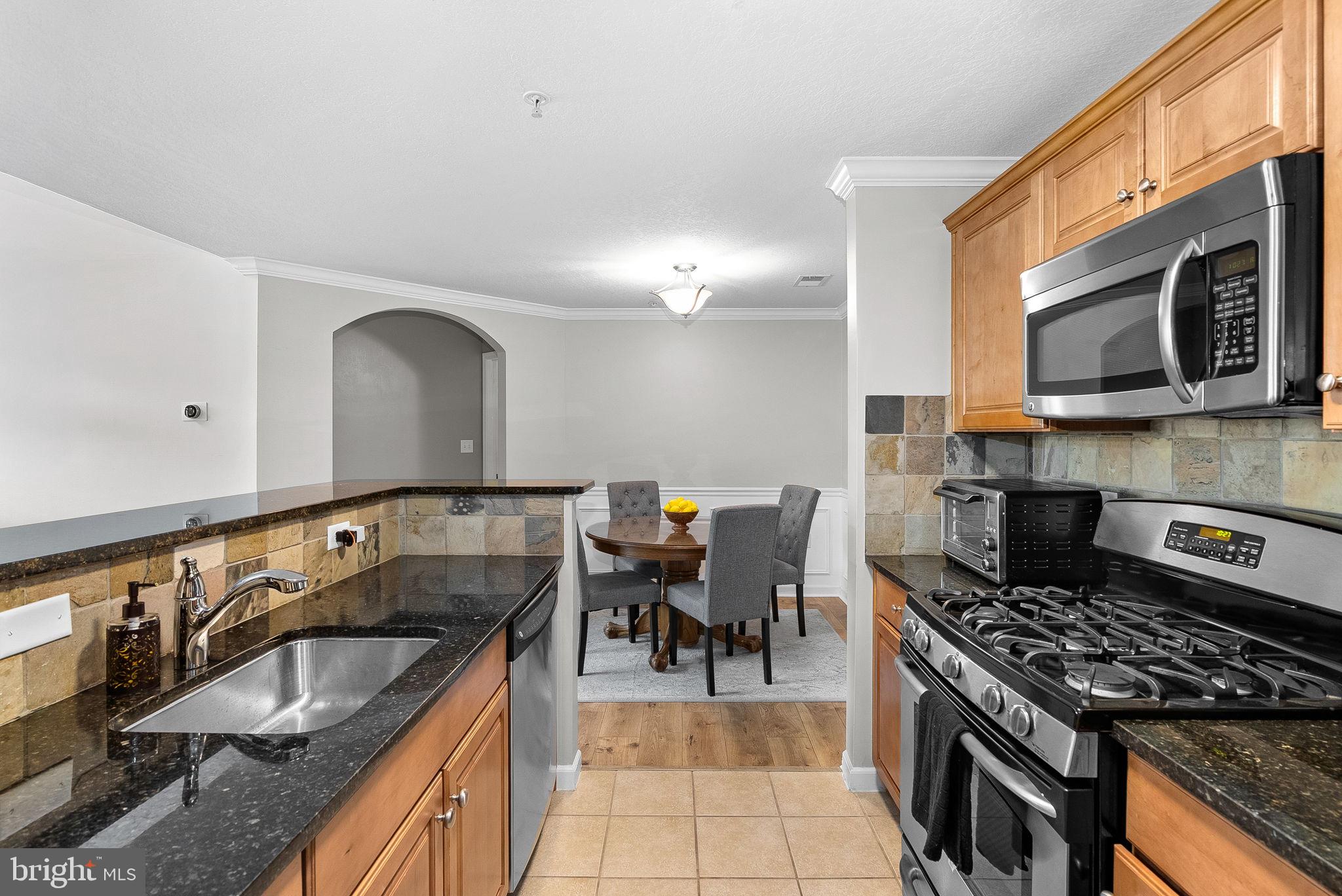 WESTCHESTER AT STRATFORD - Residential