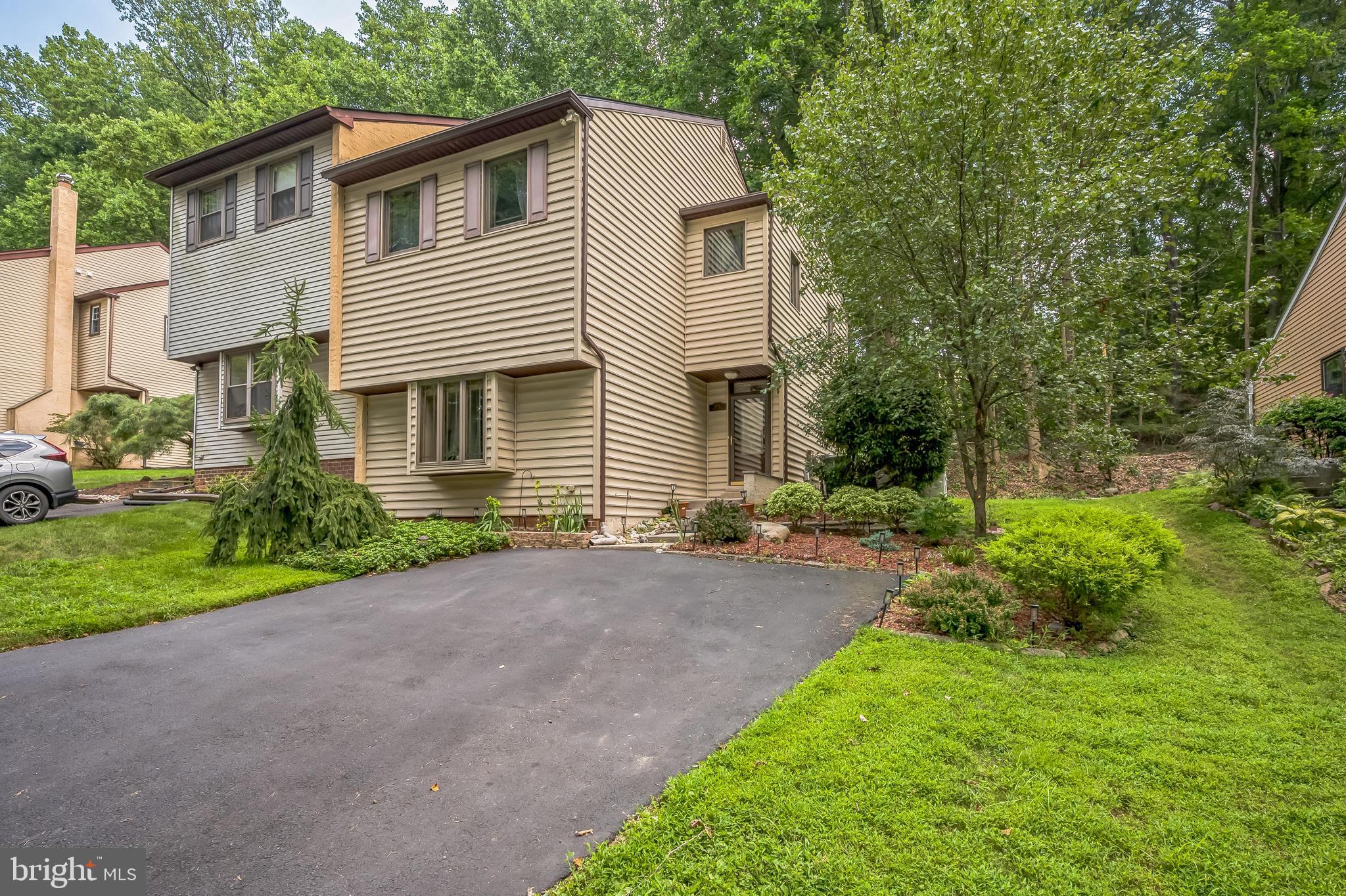 604 VALLEY STREAM CIRCLE