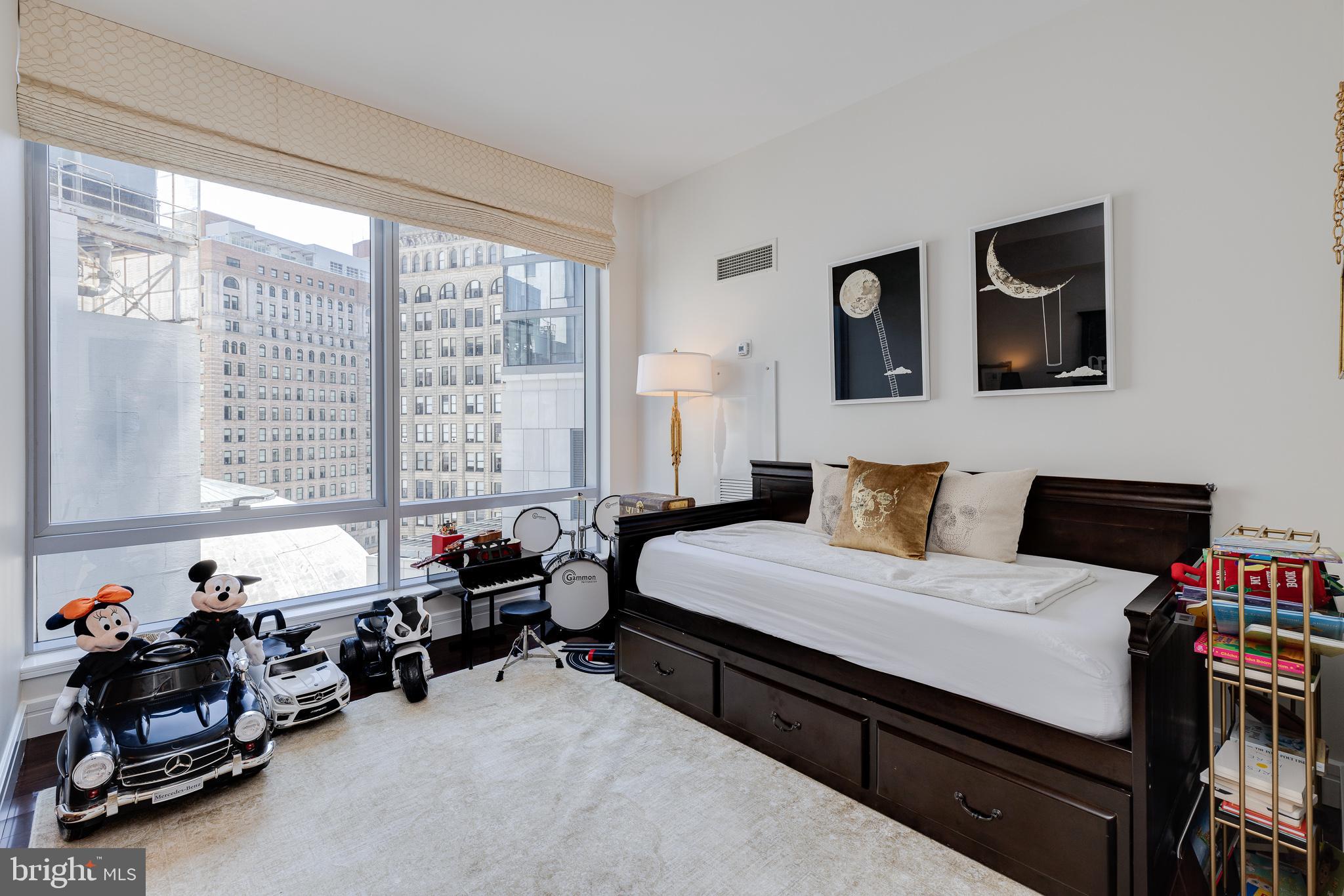 CENTER CITY - Residential