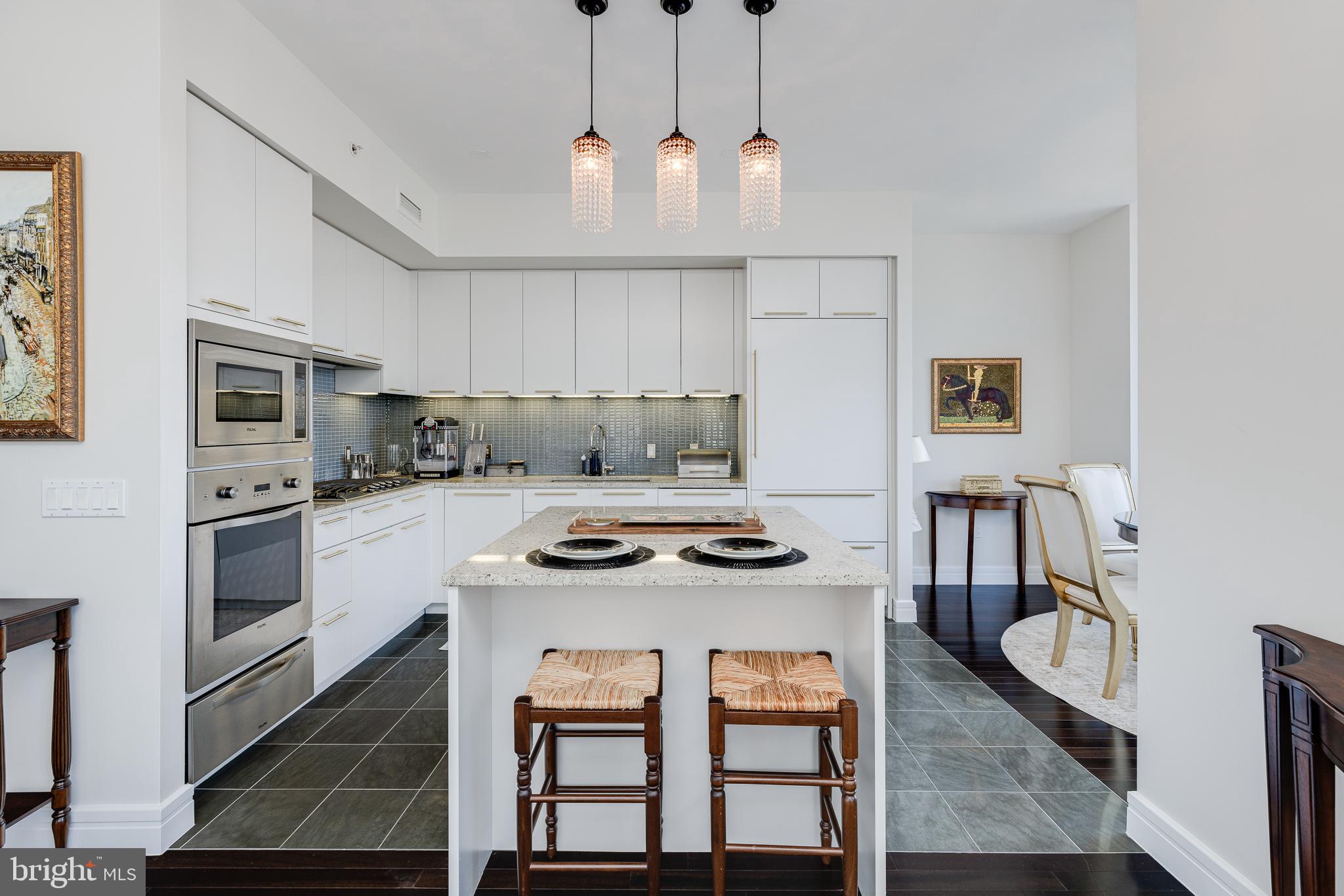 CENTER CITY - Residential