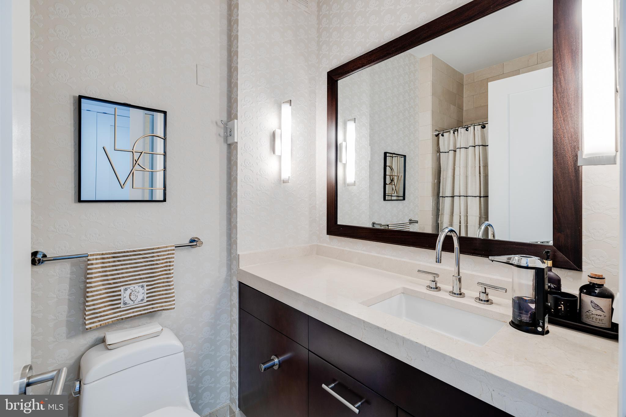 CENTER CITY - Residential