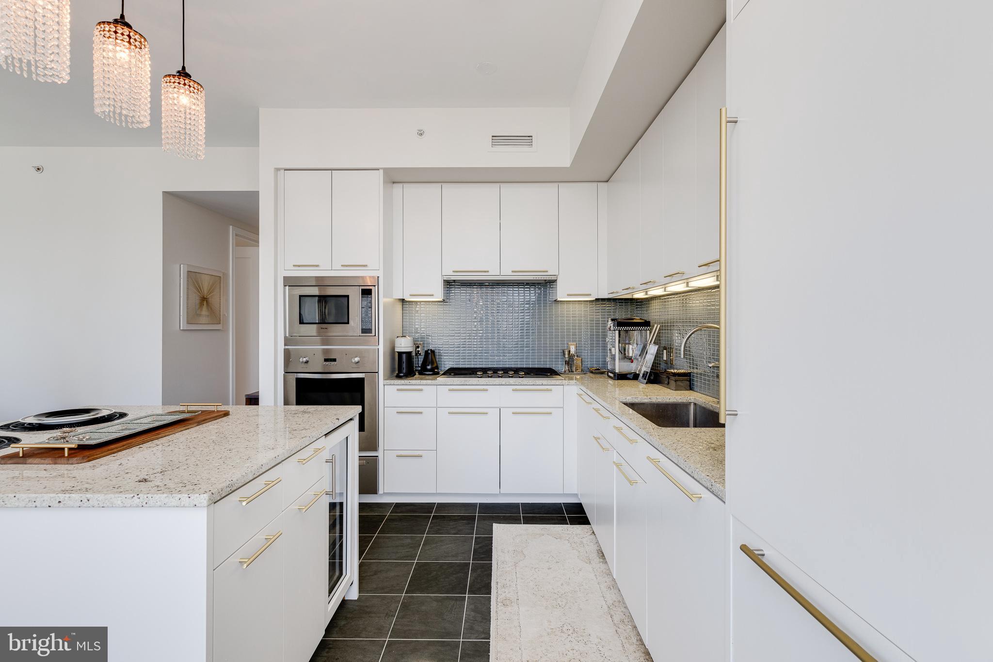 CENTER CITY - Residential