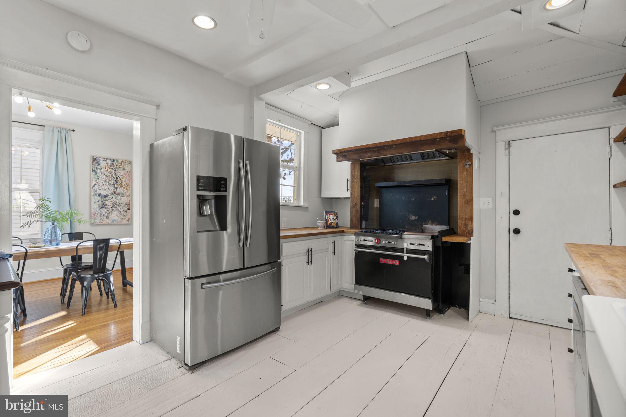 RIDGEWOOD - Residential