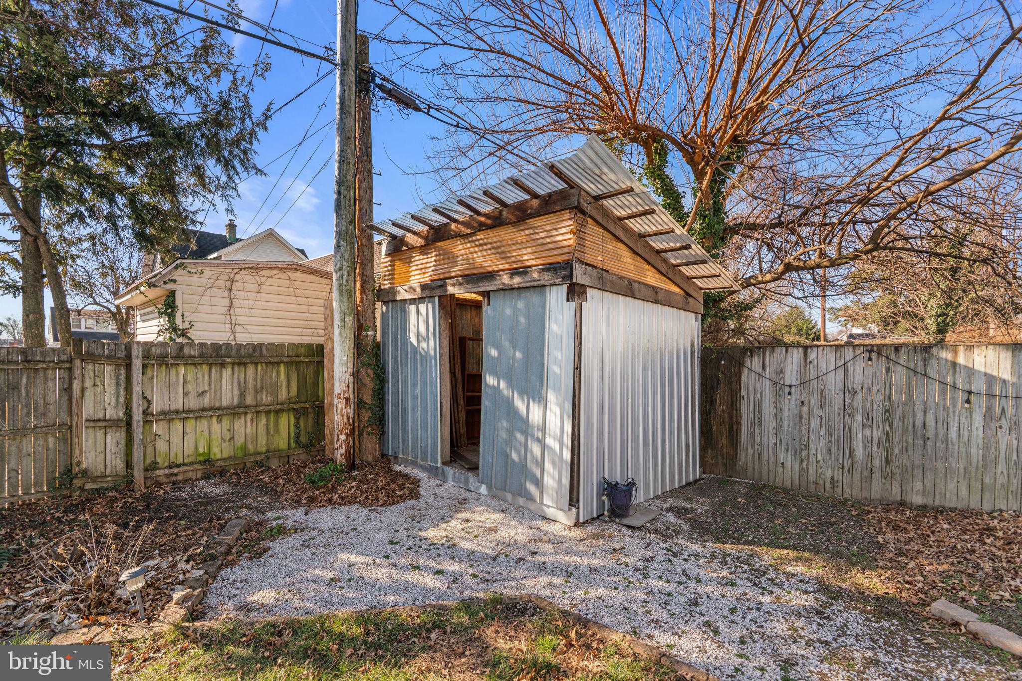 RIDGEWOOD - Residential