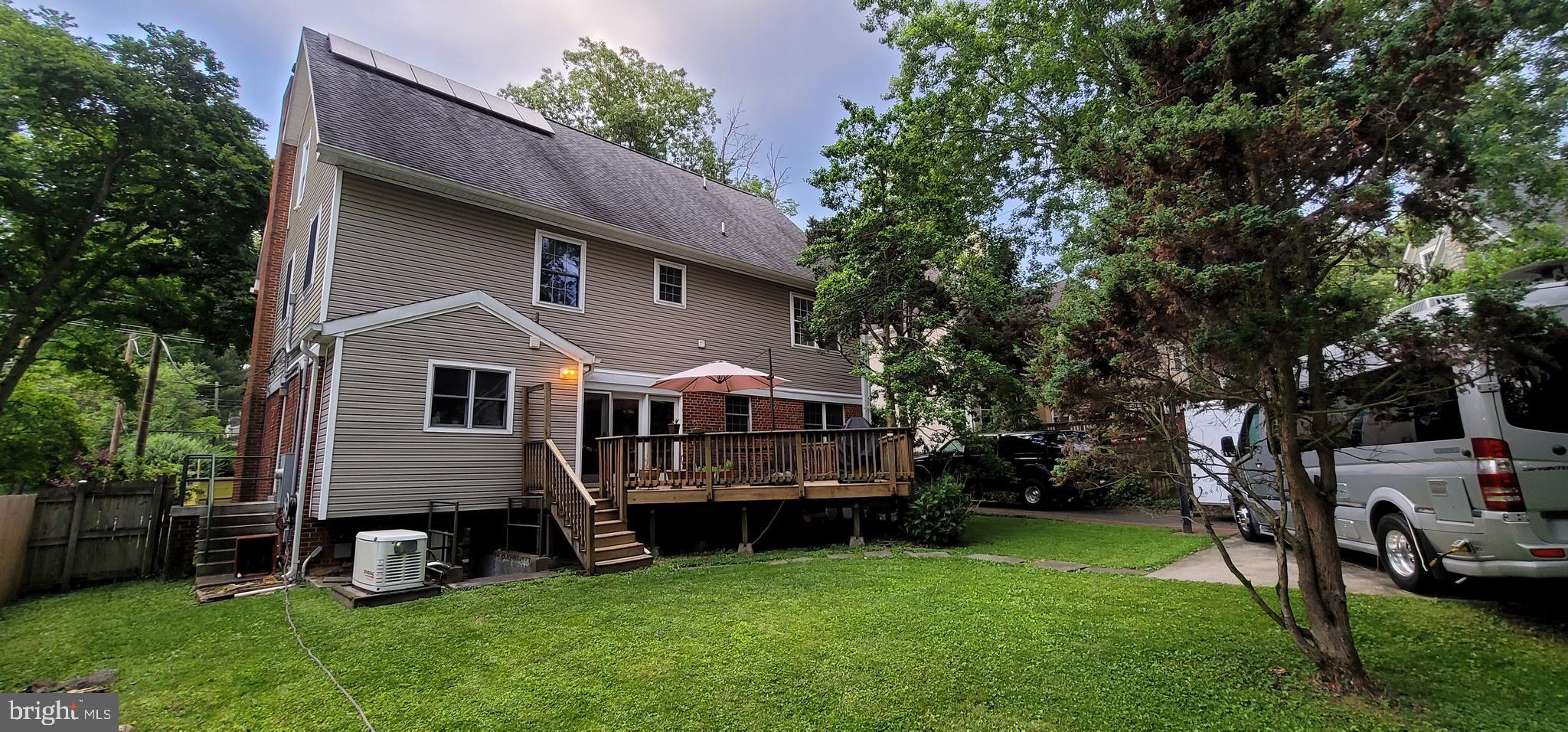 ENGLISH VILLAGE - Residential