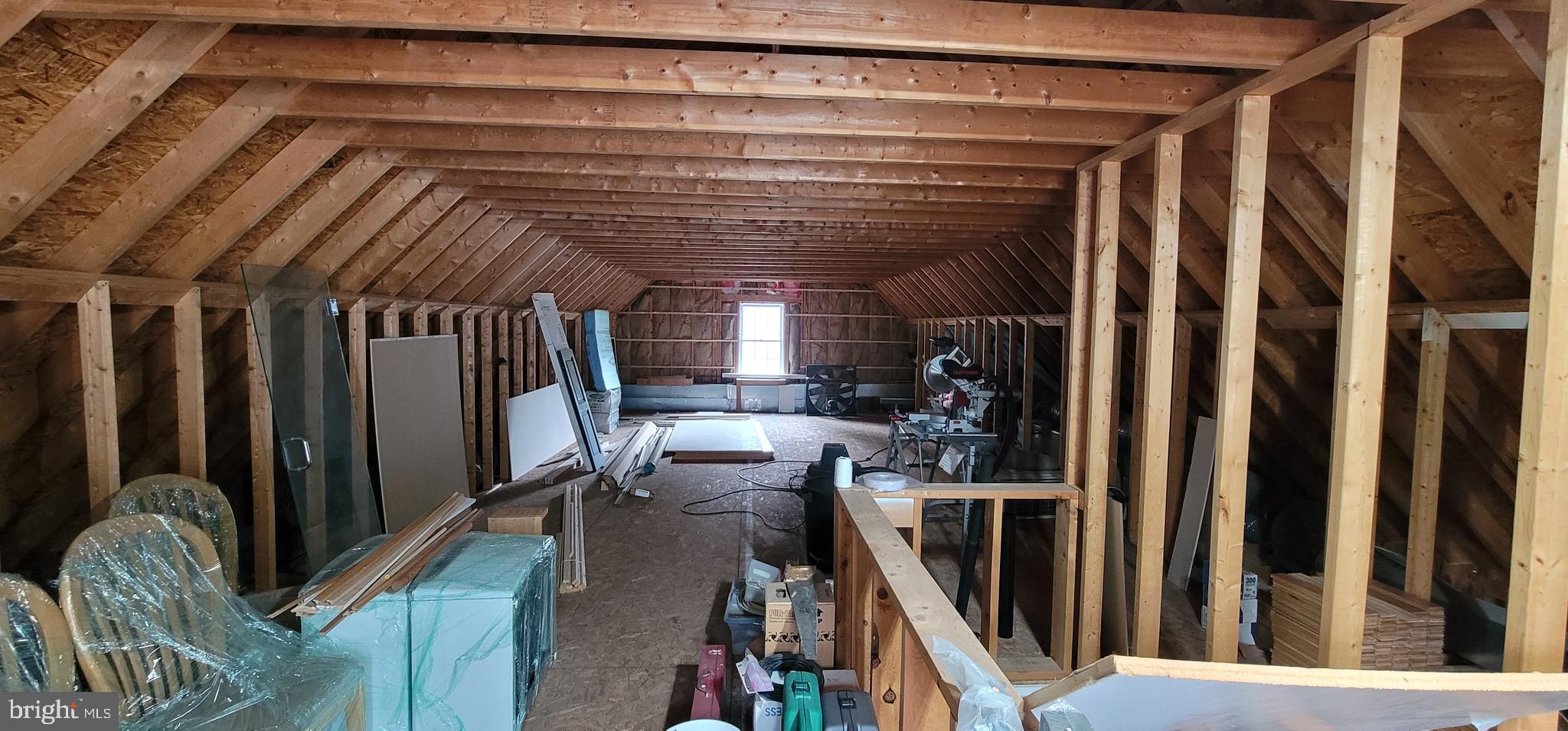 ENGLISH VILLAGE - Residential