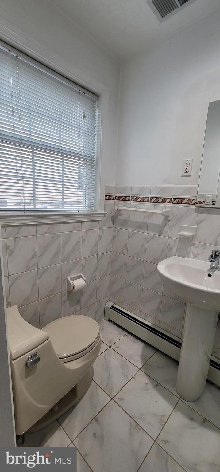 ENGLISH VILLAGE - Residential