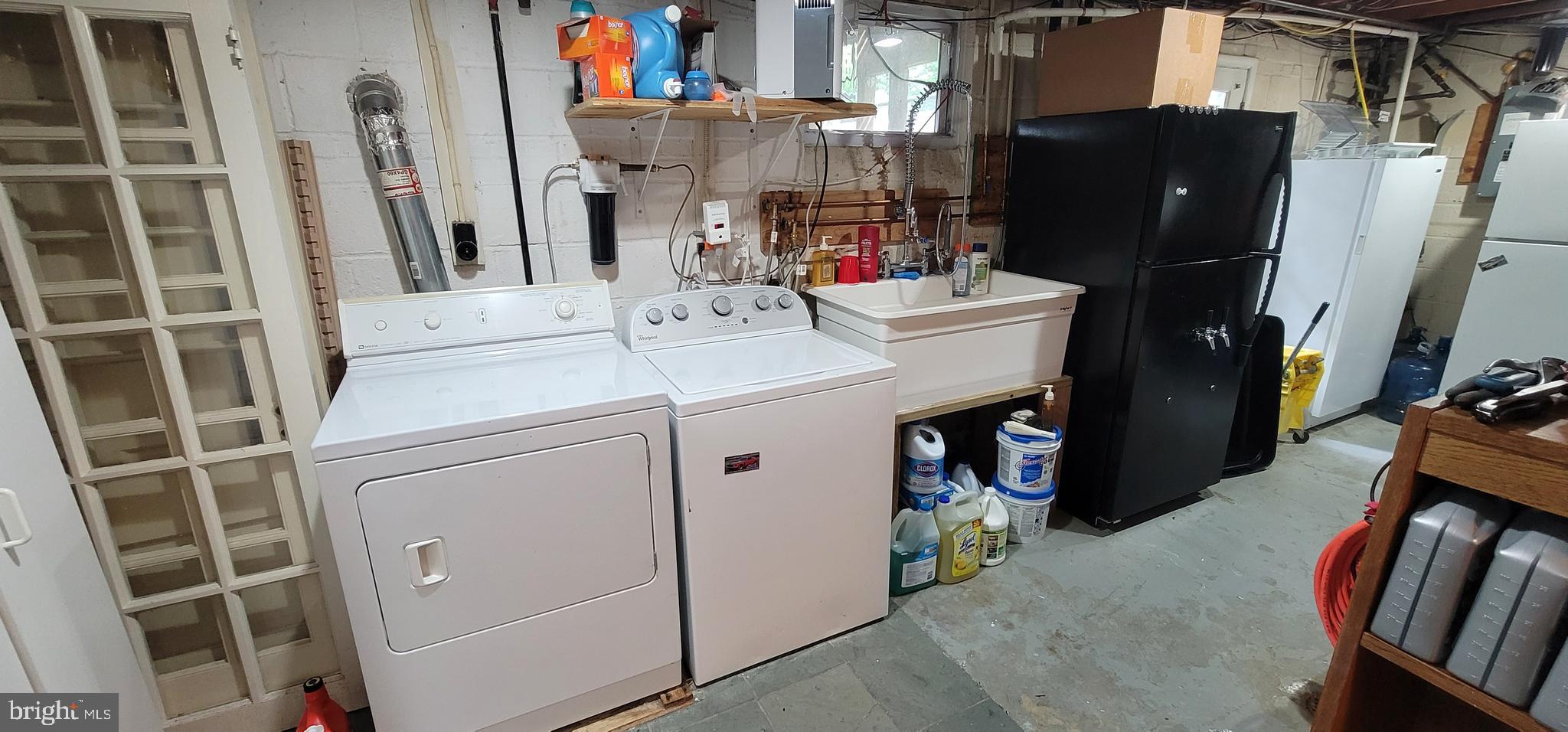 ENGLISH VILLAGE - Residential