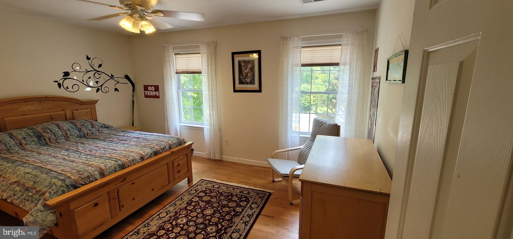 ENGLISH VILLAGE - Residential